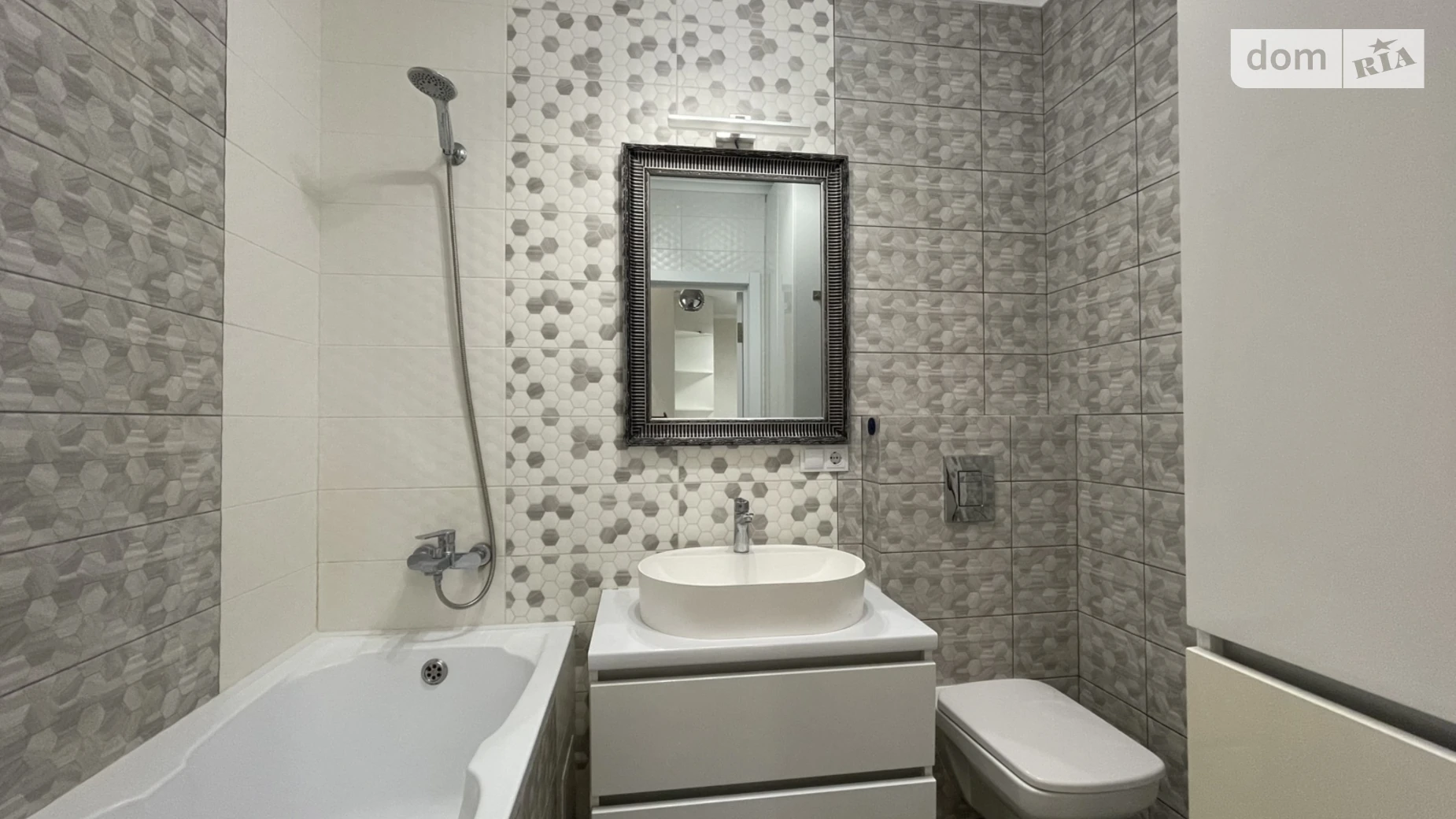 Сдается в аренду 1-комнатная квартира 47 кв. м в Хмельницком, ул. Свободы, 20/3 - фото 4