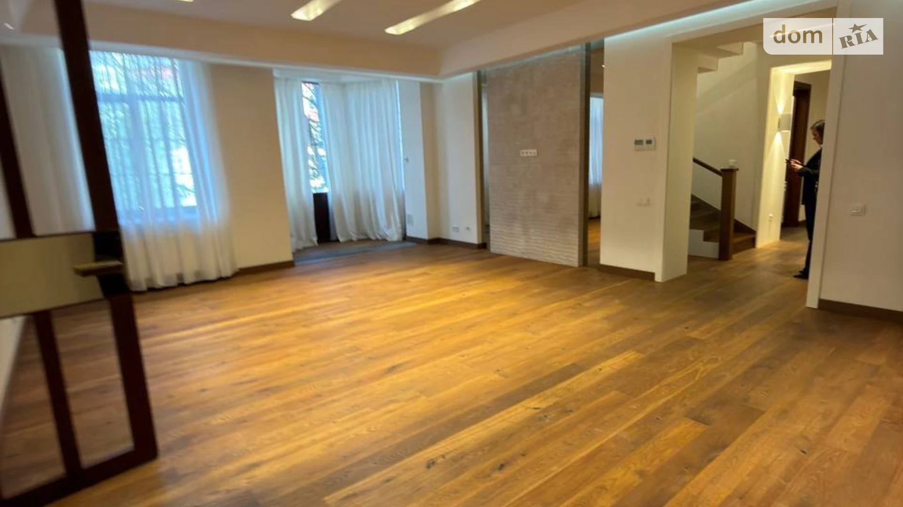 Продается дом на 2 этажа 224.7 кв. м с баней/сауной, цена: 1350000 $ - фото 5