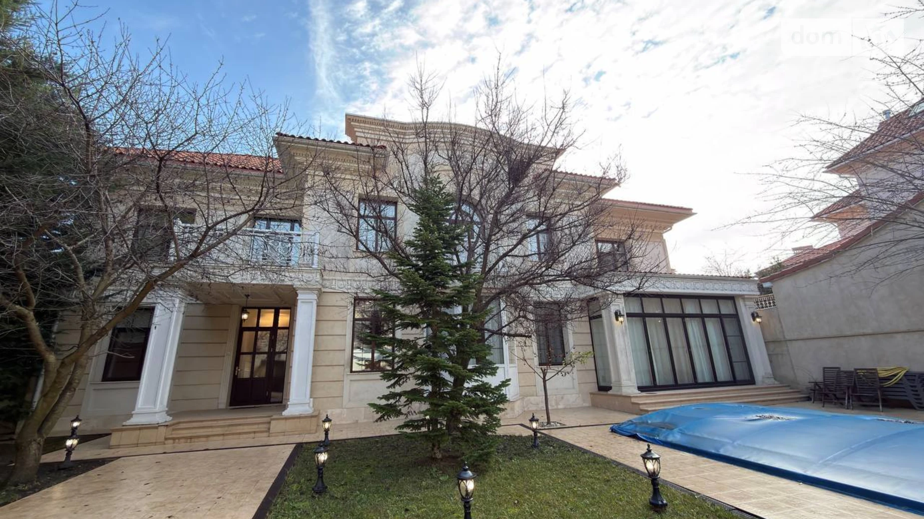 Продается дом на 2 этажа 224.7 кв. м с баней/сауной, цена: 1350000 $ - фото 2