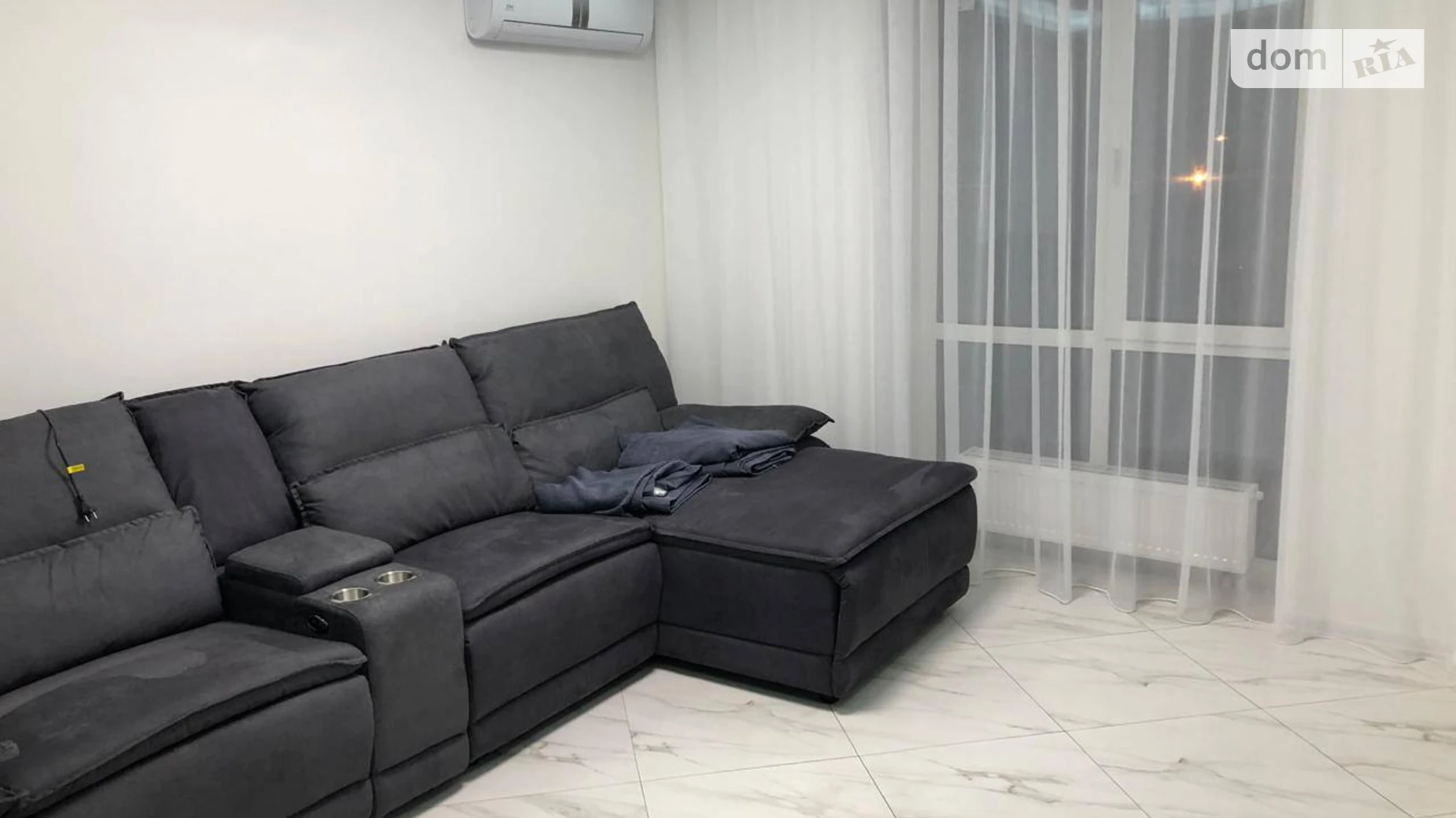 Сдается в аренду 2-комнатная квартира 90 кв. м в Днепре, бул. Славы - фото 2