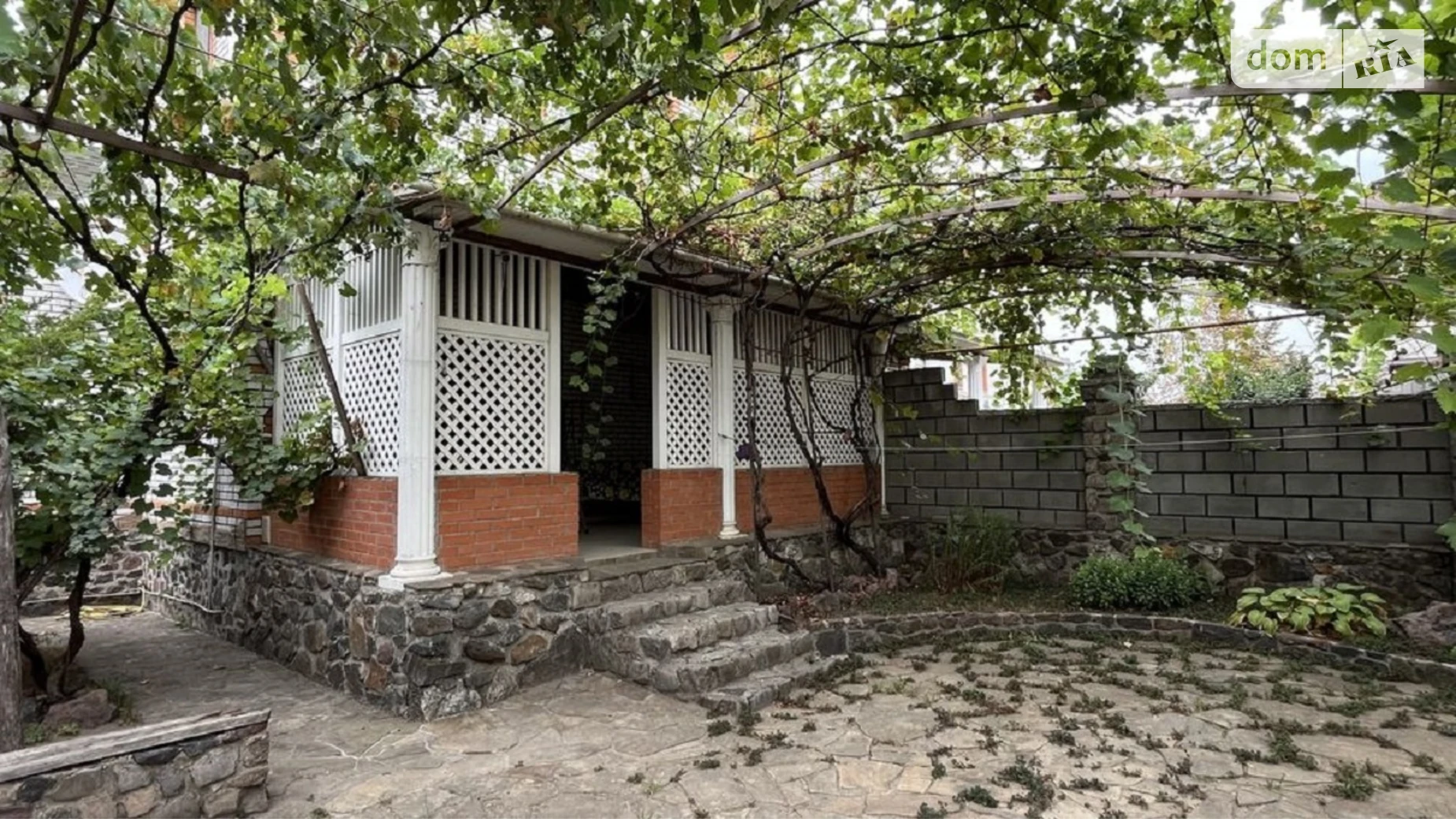 Продается дом на 2 этажа 213.2 кв. м с мансардой, цена: 150000 € - фото 4