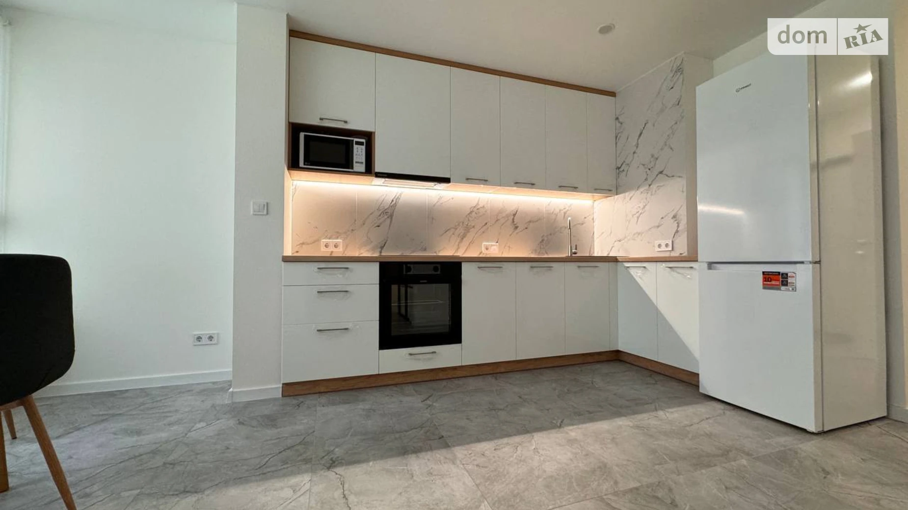 Сдается в аренду 1-комнатная квартира 48 кв. м в Черкассах, ул. Гоголя, 253А - фото 3