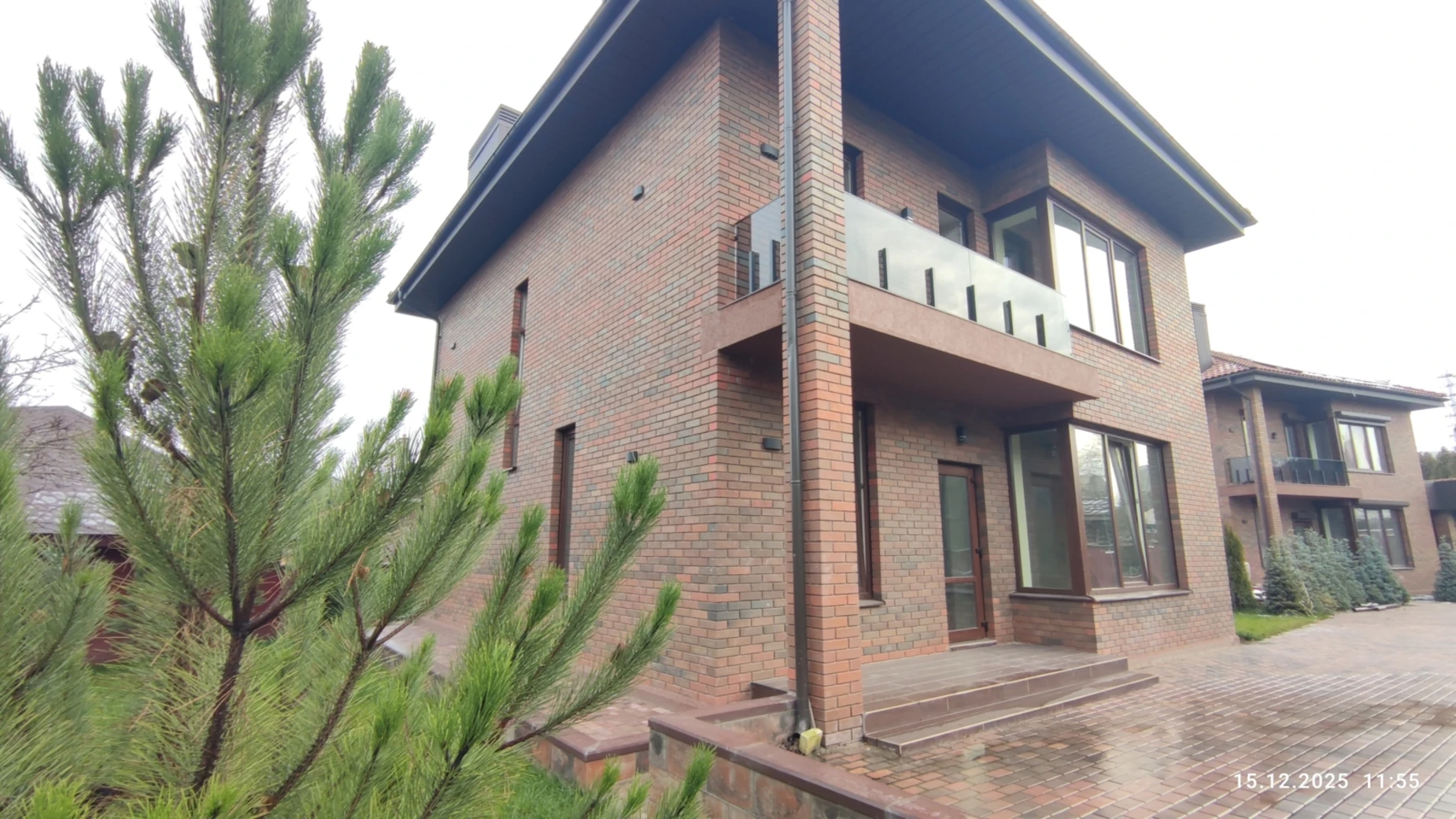 Продается дом на 2 этажа 160 кв. м с верандой, цена: 279000 $ - фото 3