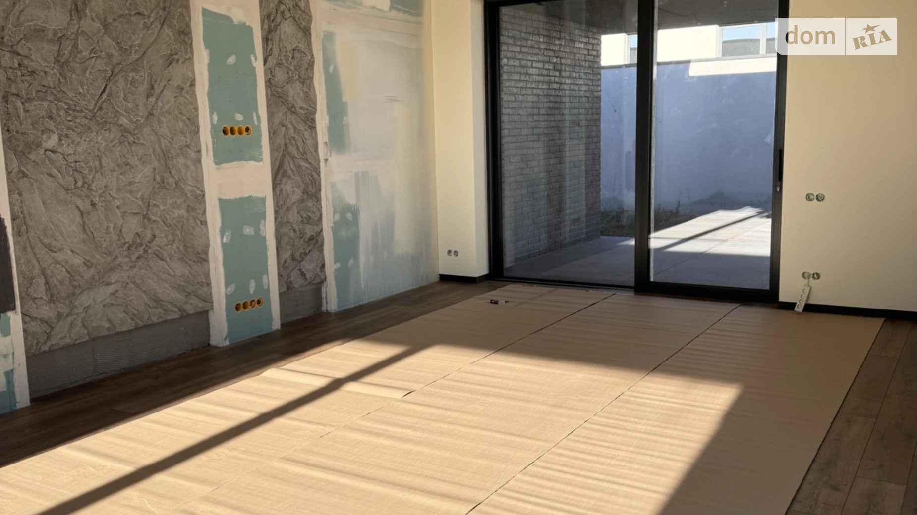 Продается одноэтажный дом 170 кв. м с балконом, цена: 430000 $ - фото 2