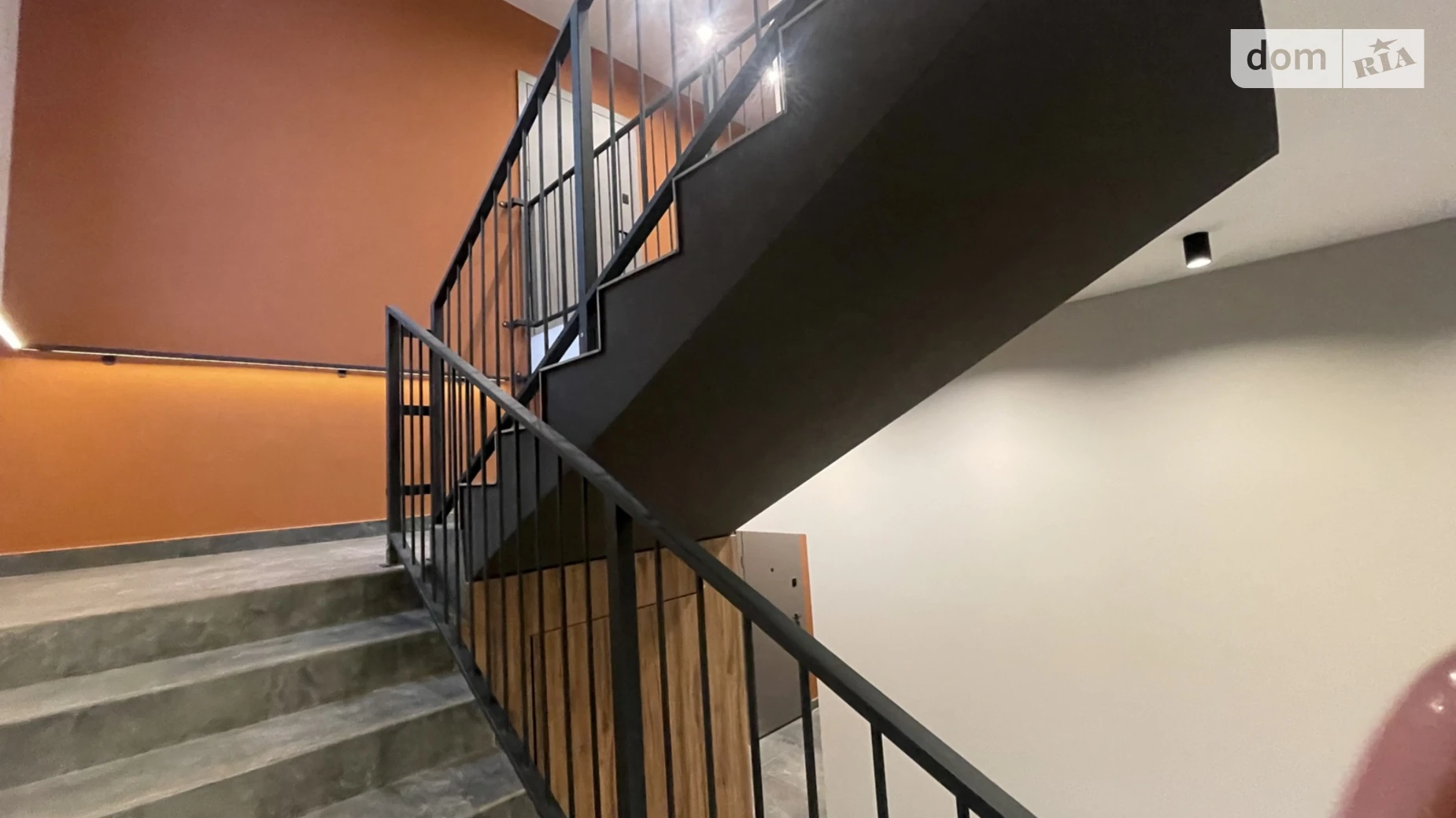 Продается 1-комнатная квартира 22 кв. м в Львове, ул. Пасечная, 150 - фото 2