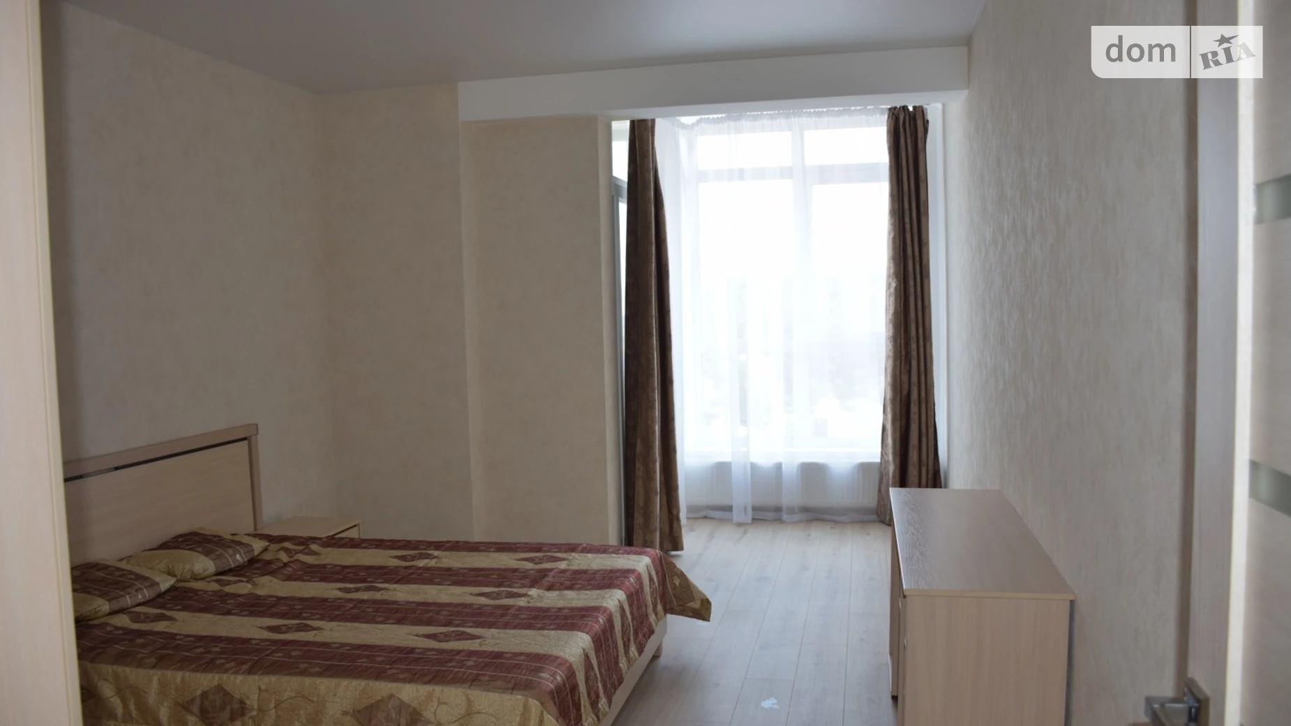 Сдается в аренду 1-комнатная квартира 54.8 кв. м в Чернигове, ул. Стрелецкая - фото 4