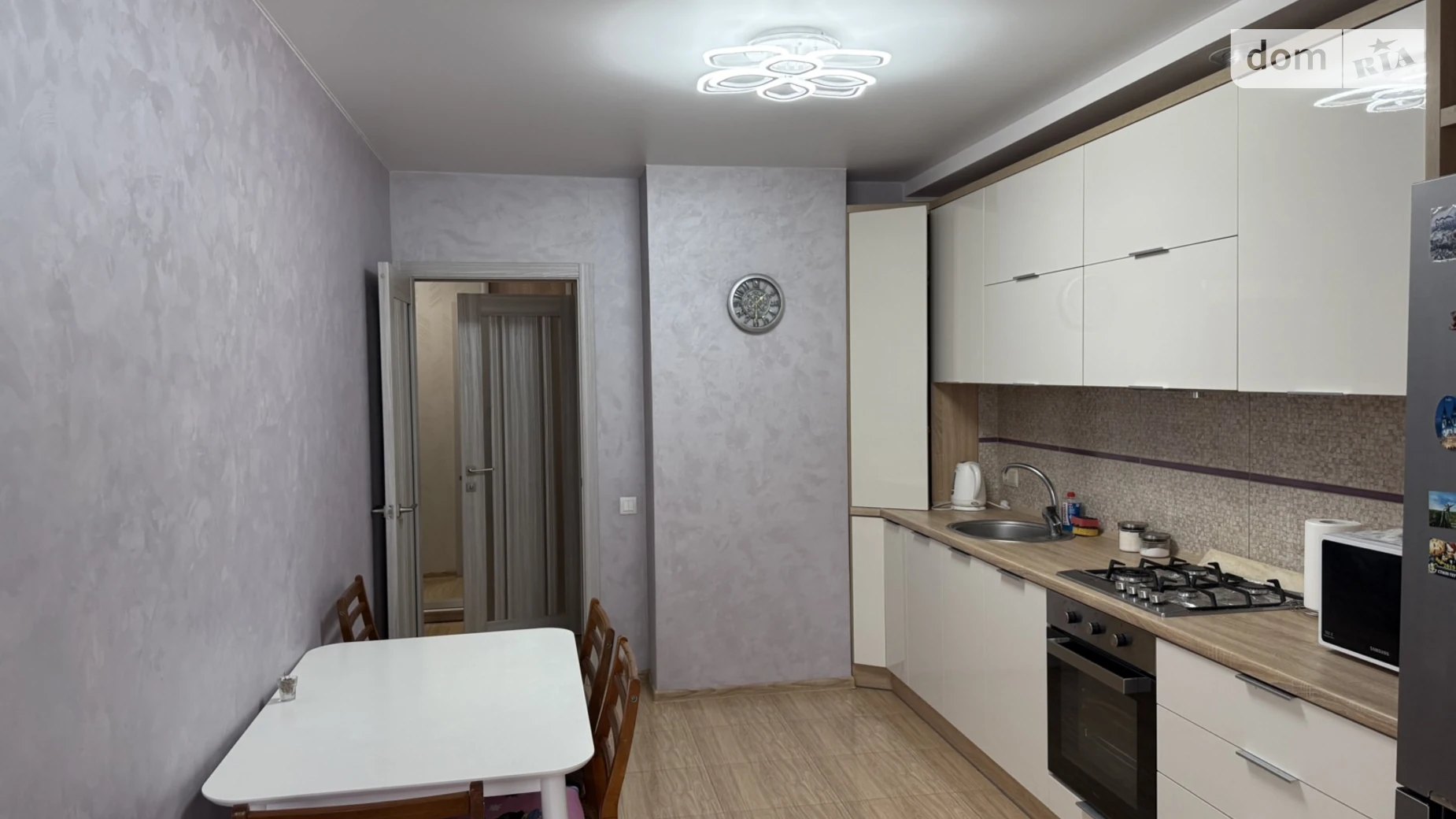 Сдается в аренду 1-комнатная квартира 50 кв. м в Виннице, ул. Пирогова, 76Б - фото 3