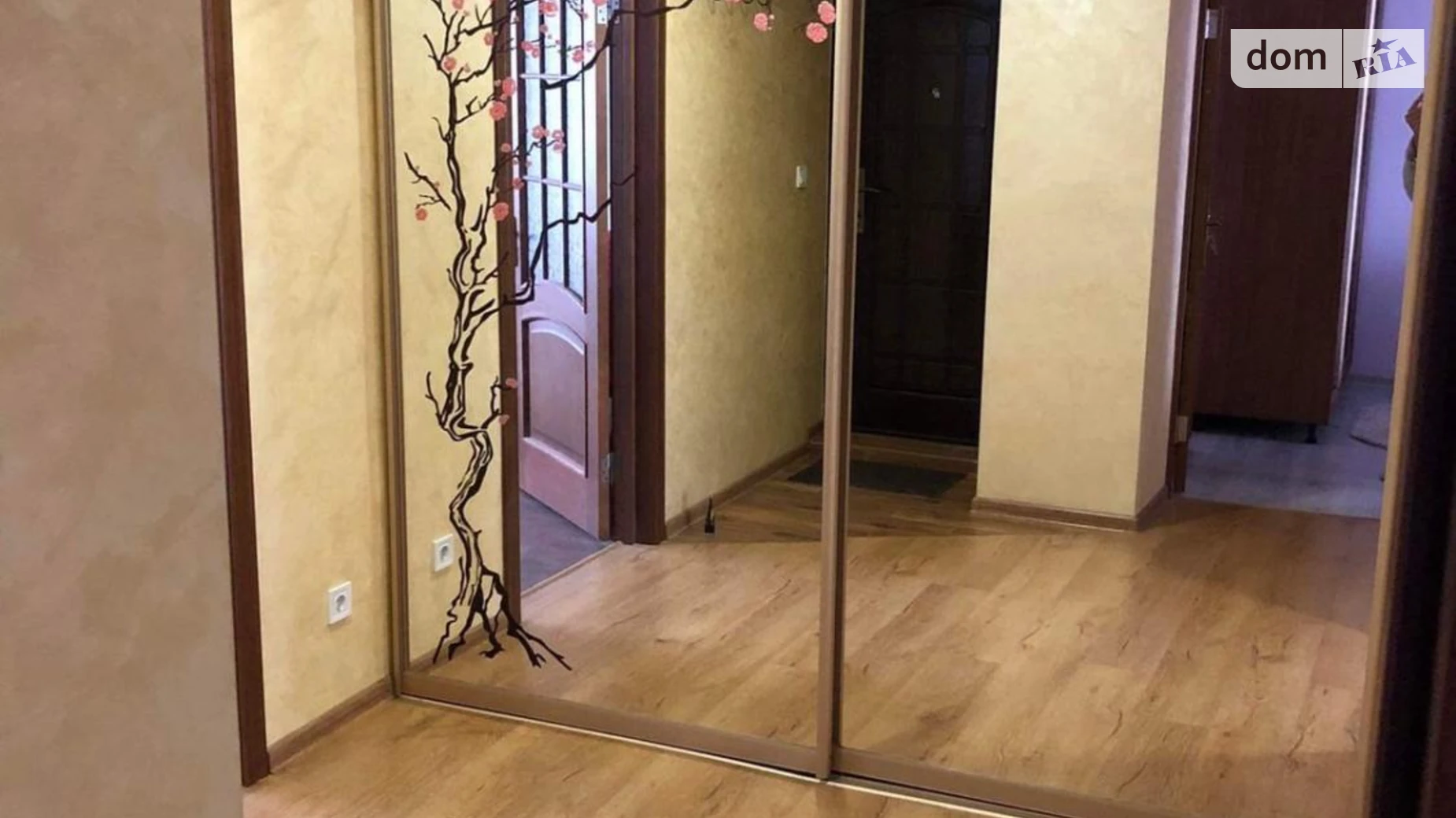 Продается 2-комнатная квартира 58.3 кв. м в Ужгороде, цена: 88000 $ - фото 2