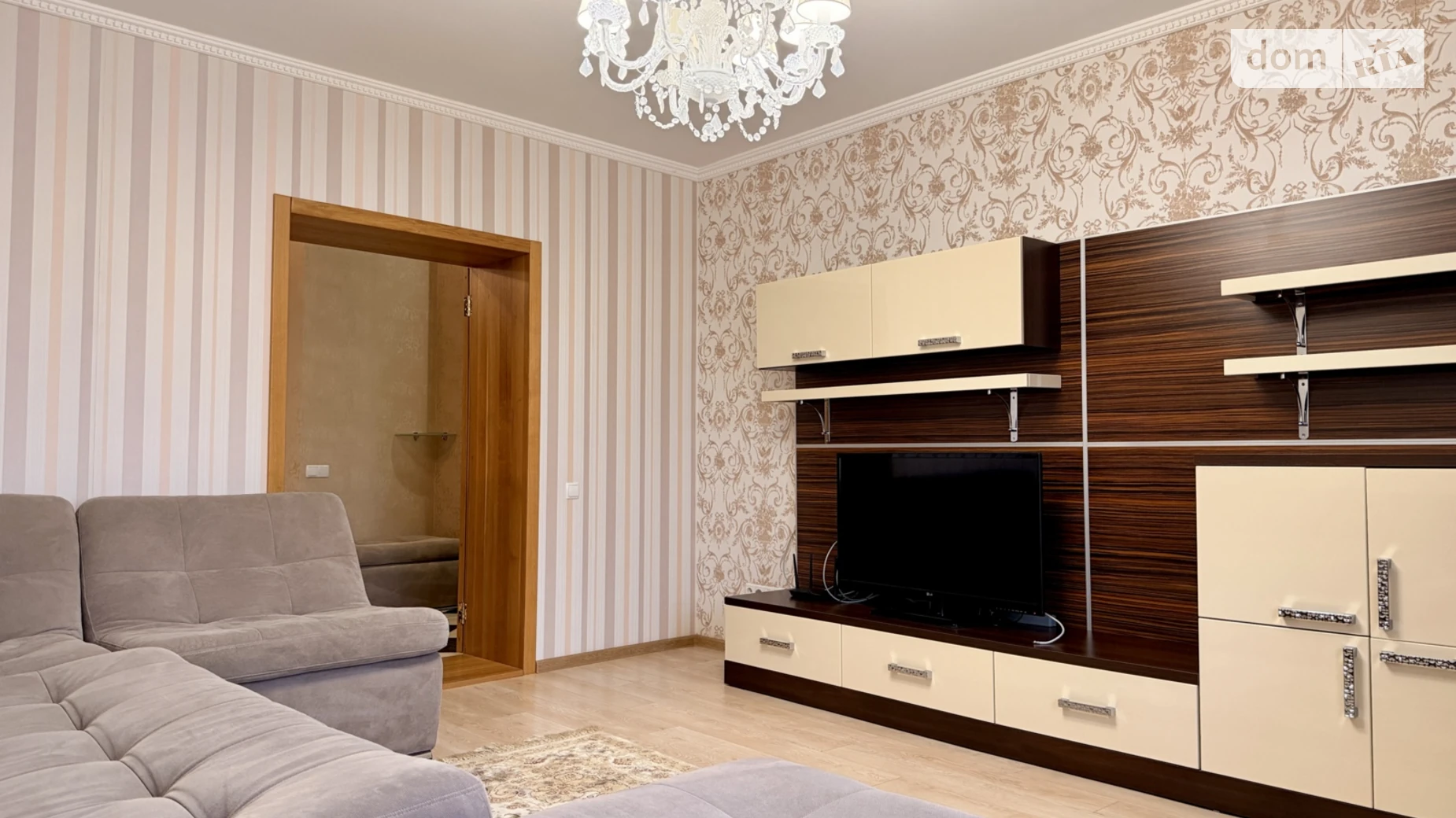 Продается 2-комнатная квартира 75 кв. м в Полтаве, вул. Соборности, 40Д - фото 2