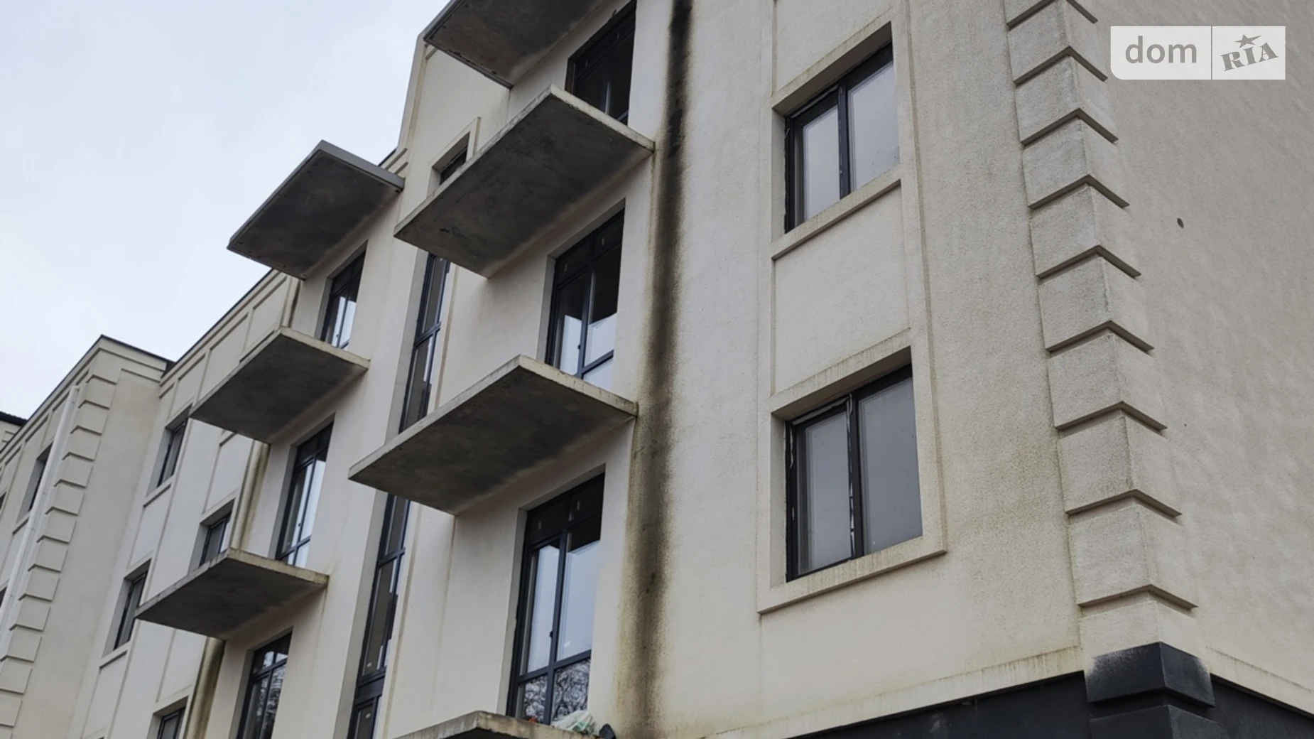 Продается 2-комнатная квартира 70 кв. м в Виннице, ул. Малиновского - фото 2