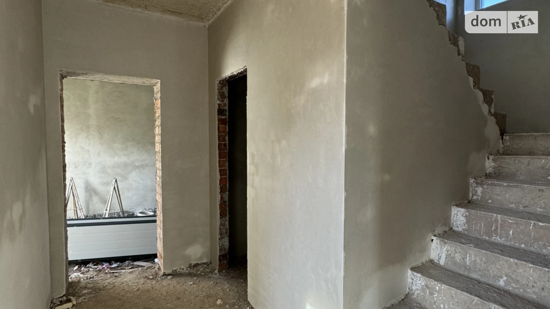 Продается дом на 2 этажа 136 кв. м с беседкой, цена: 100000 $ - фото 4