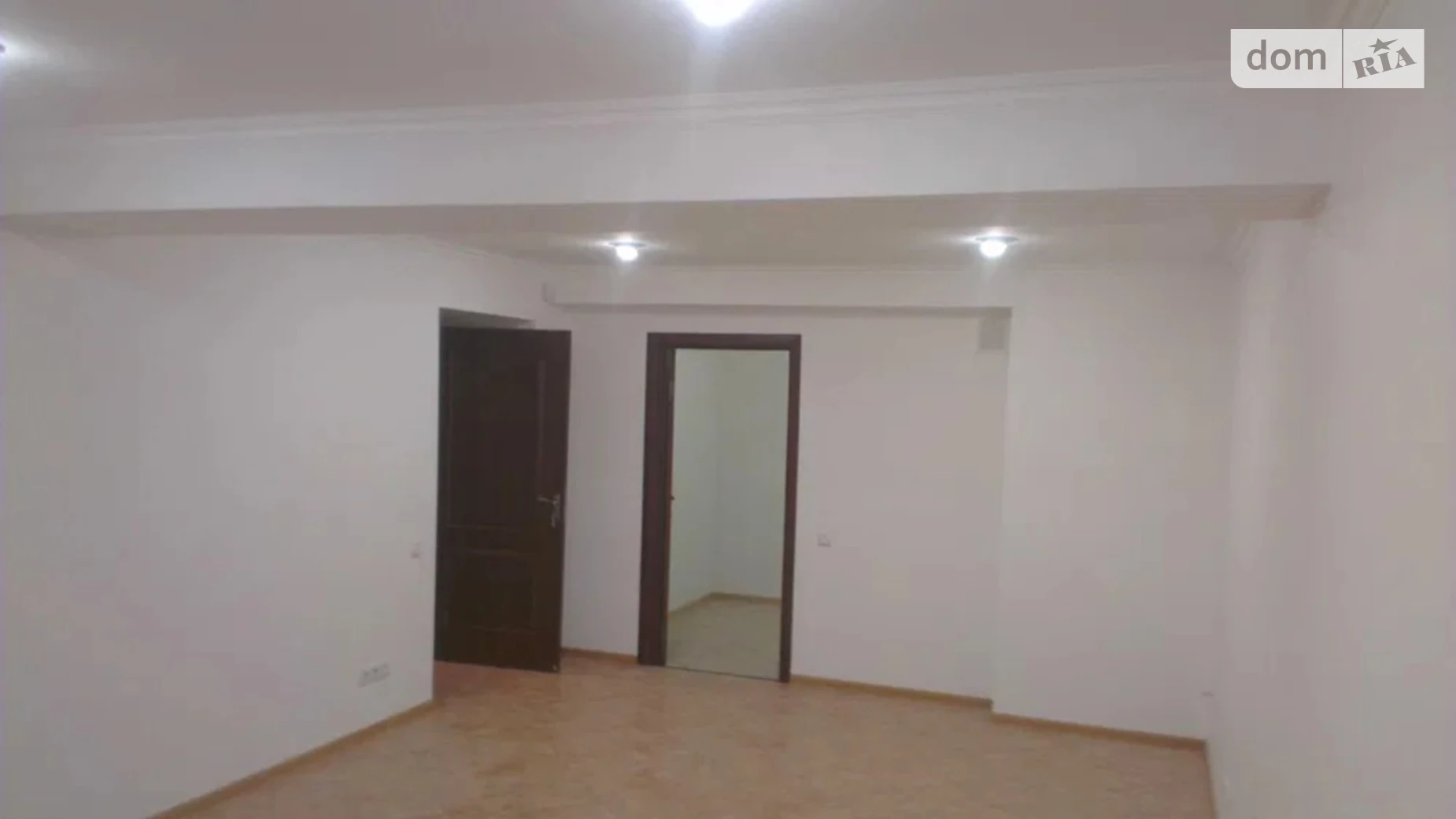 Сдается в аренду офис 108 кв. м в бизнес-центре, цена: 35000 грн - фото 2