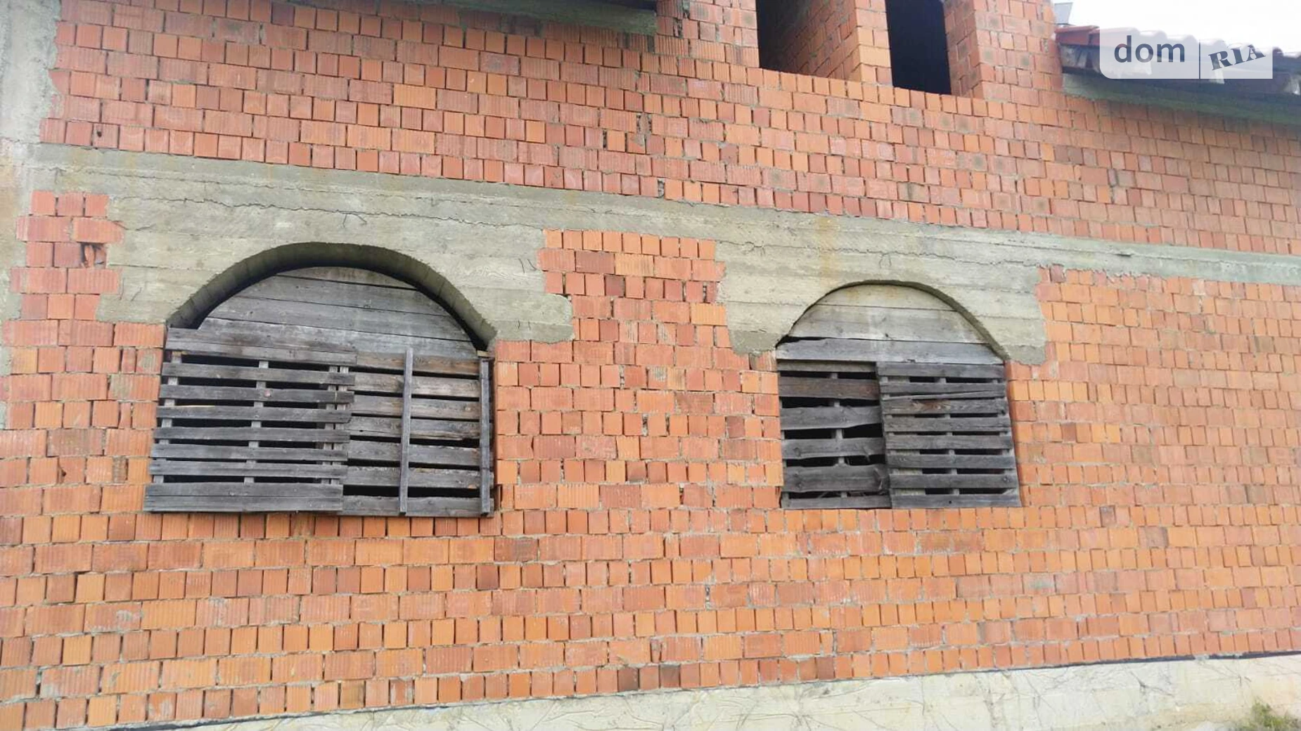 Продается дом на 2 этажа 210 кв. м с бассейном, цена: 75000 $ - фото 5