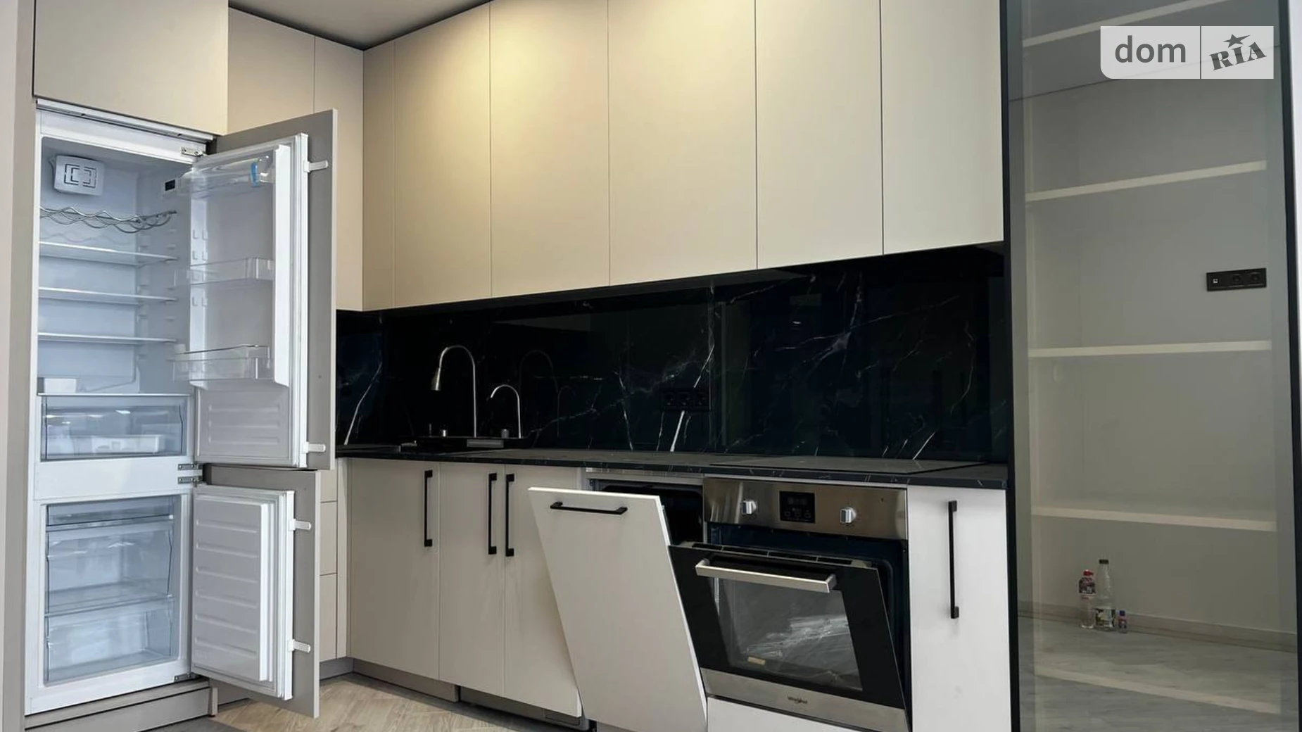 Сдается в аренду 1-комнатная квартира 39.2 кв. м в, цена: 17000 грн - фото 4