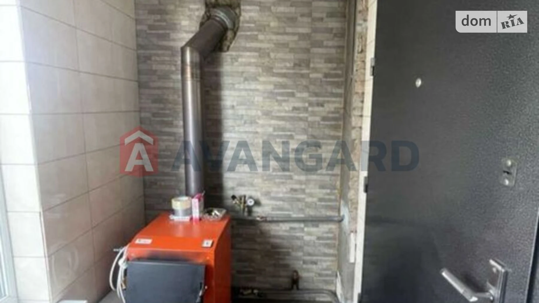 Продается часть дома 80 кв. м с беседкой, цена: 85500 $ - фото 4