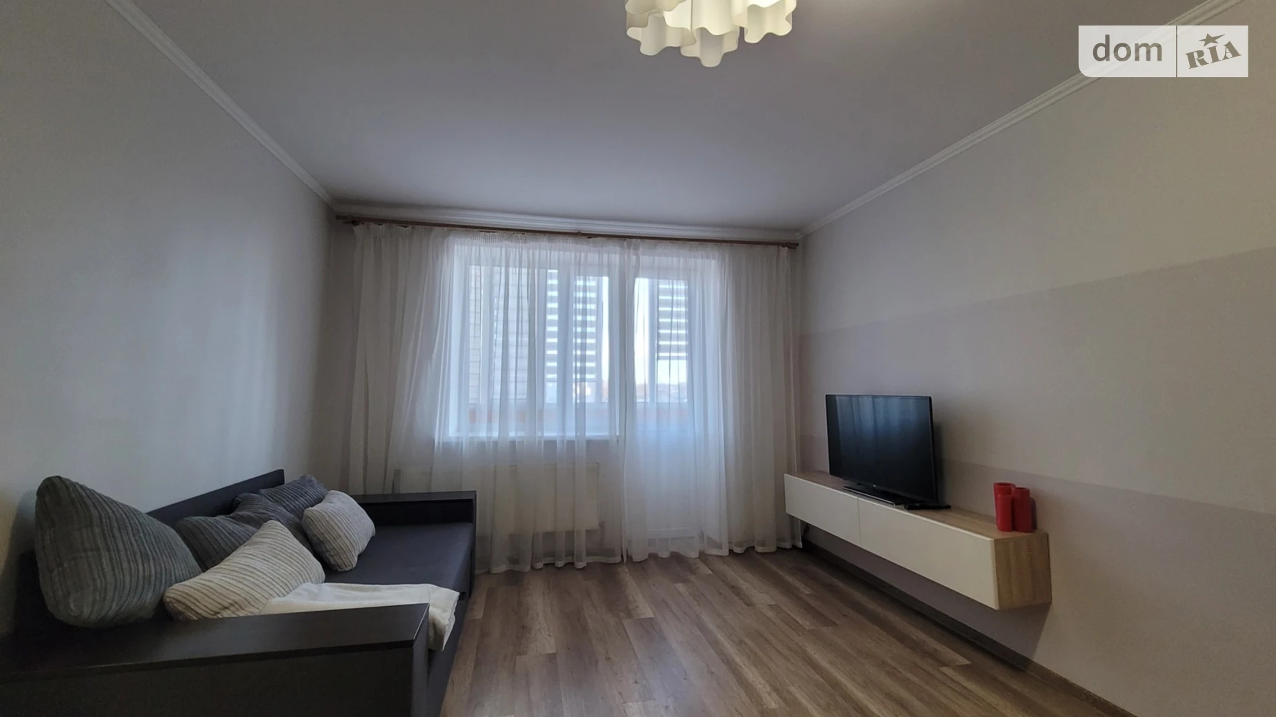 1-комнатная квартира 40 кв. м в Тернополе - фото 2