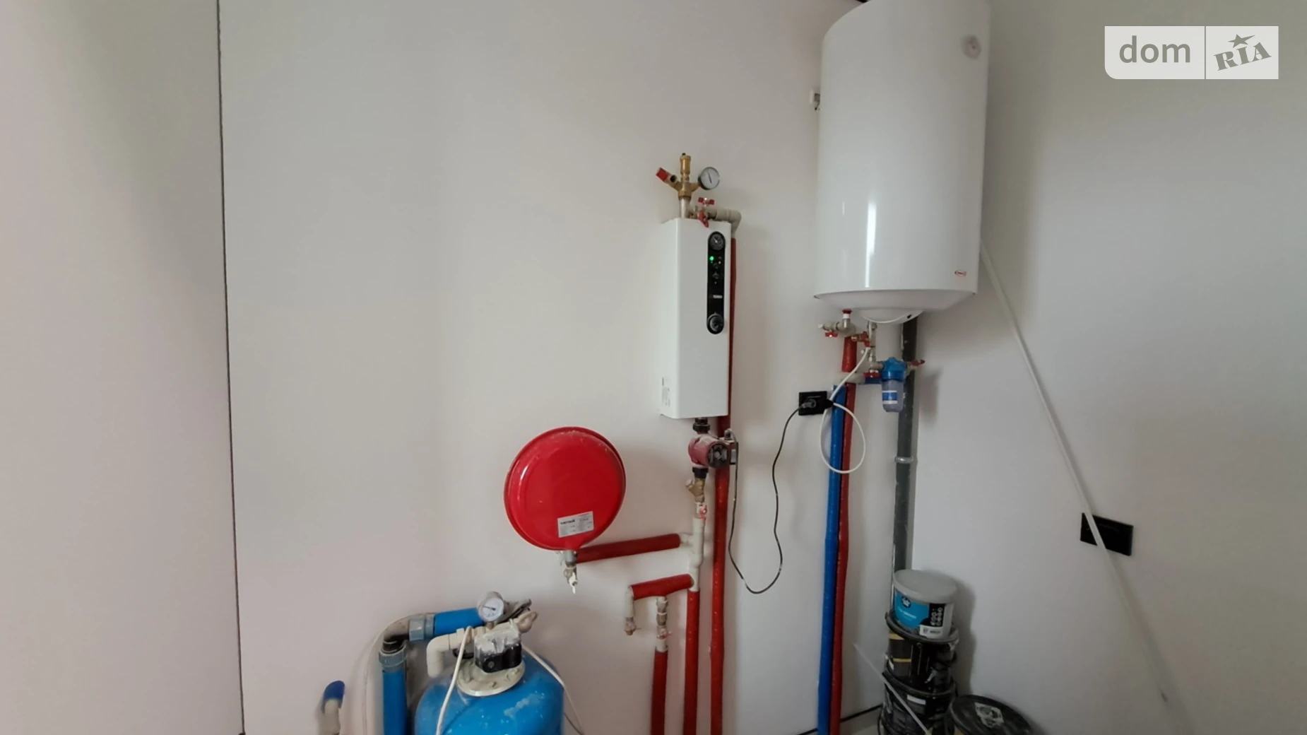 Продается дом на 2 этажа 120 кв. м с балконом, цена: 149990 $ - фото 4