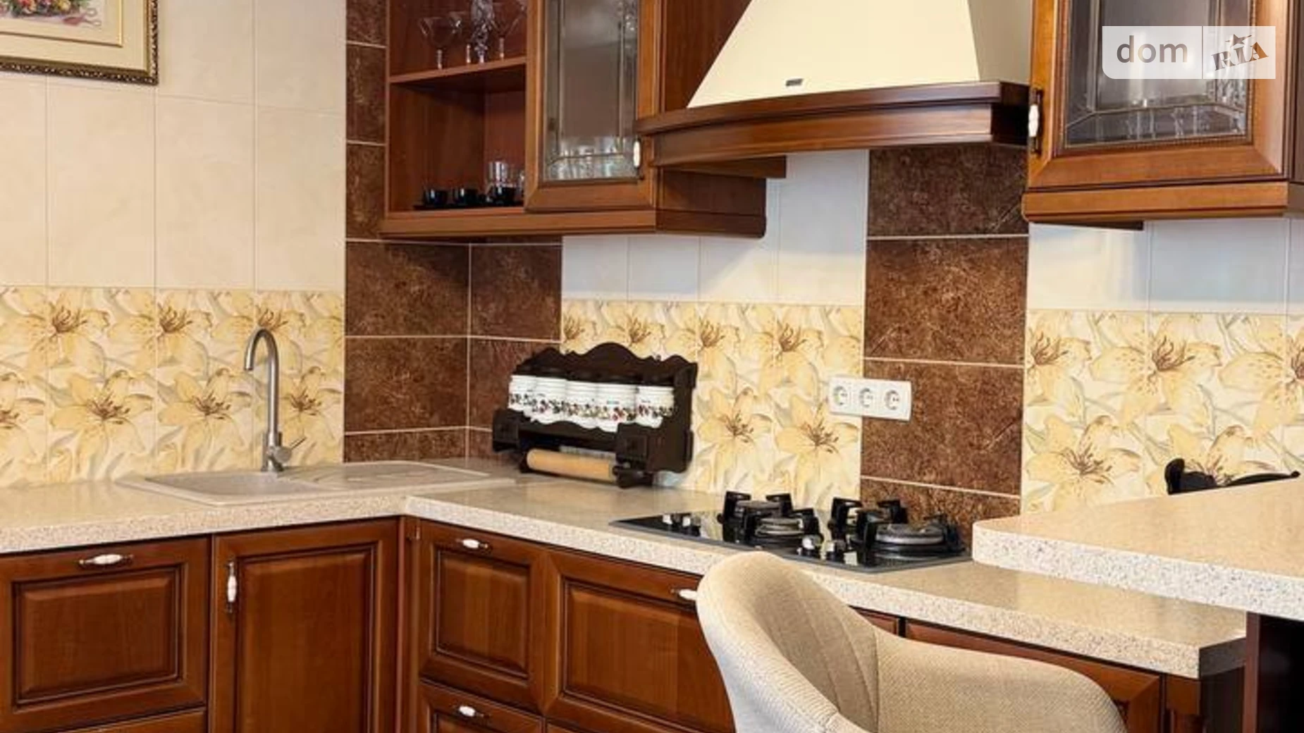 Продается дом на 2 этажа 188.2 кв. м с верандой, цена: 225000 € - фото 4