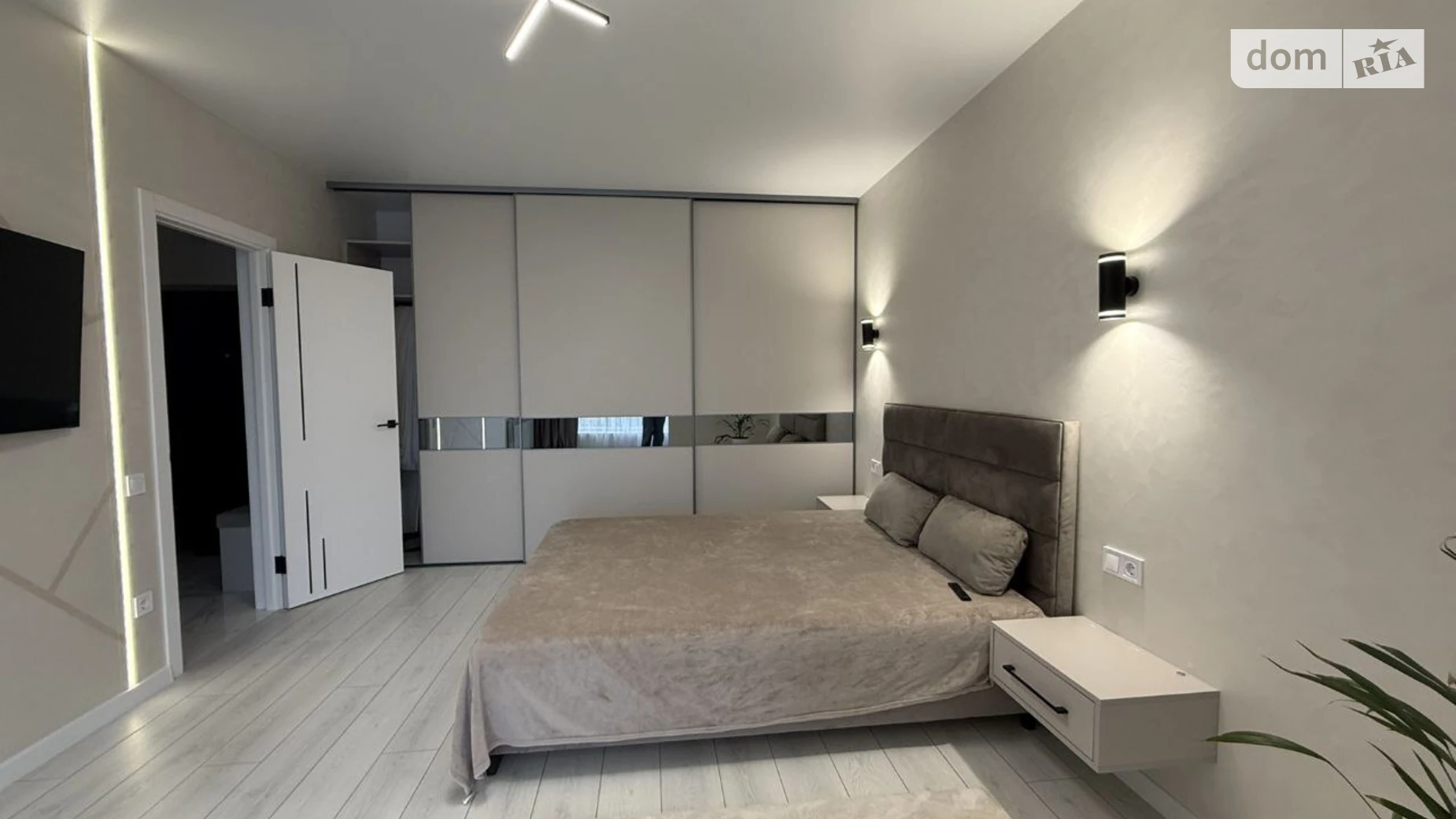 Сдается в аренду 1-комнатная квартира 45 кв. м в Ровно, цена: 20000 грн - фото 4