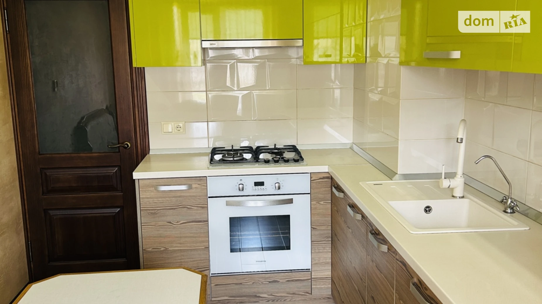 3-кімнатна квартира 70 кв. м у Луцьку, вул. Кравчука, 7 - фото 2