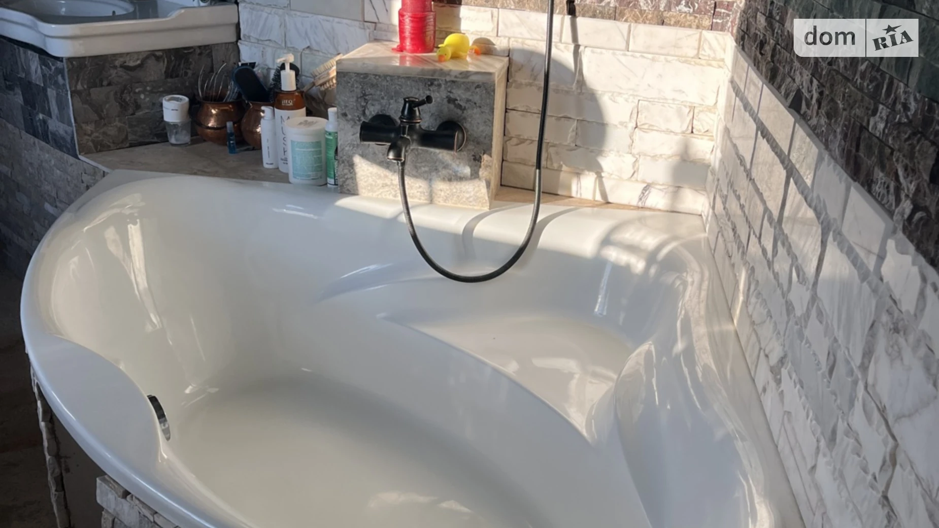 Сдается в аренду дом на 2 этажа 200 кв. м с подвалом, цена: 3500 $ - фото 4