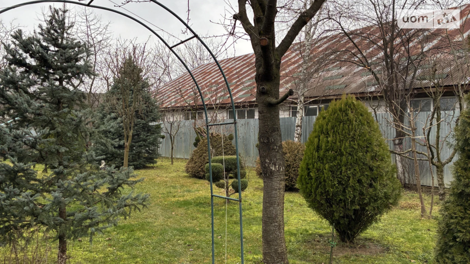 Продается дом на 2 этажа 223.4 кв. м с балконом, цена: 155000 € - фото 2