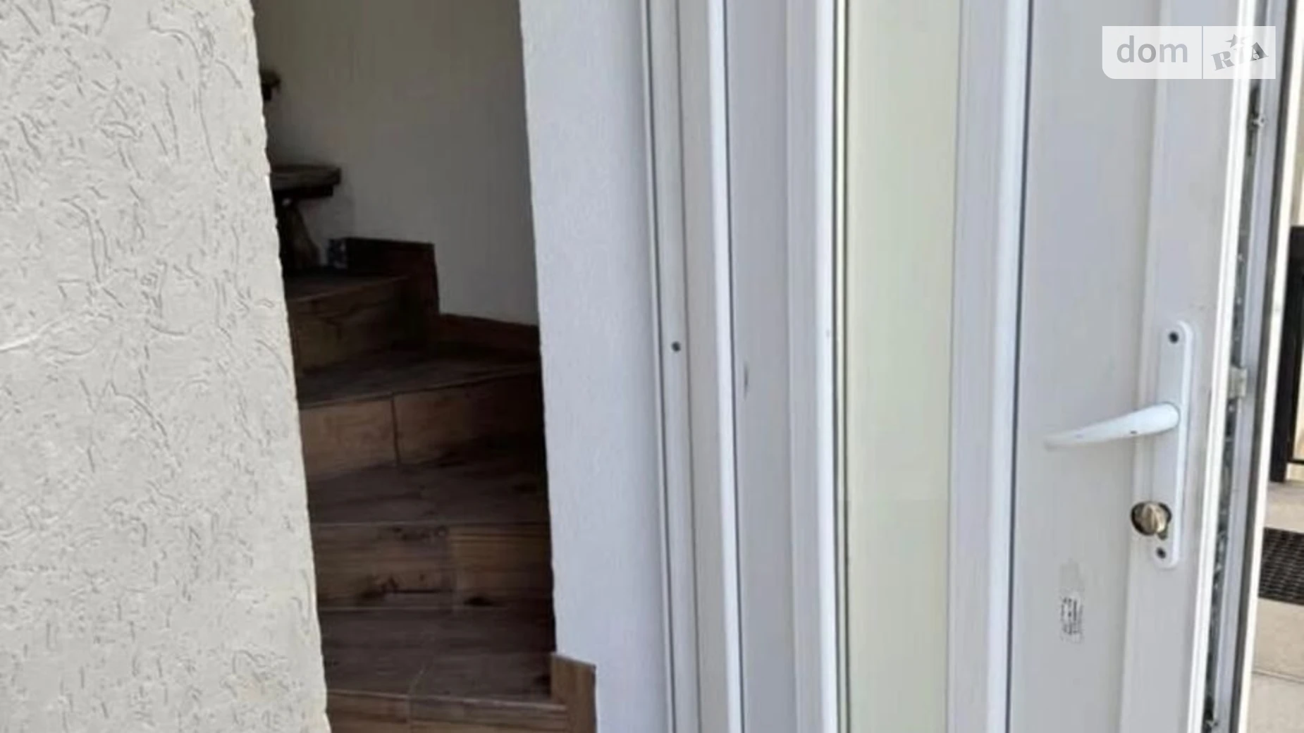 Продається 2-кімнатна квартира 59.8 кв. м у Кременці, вул. Базарна, 8 - фото 2