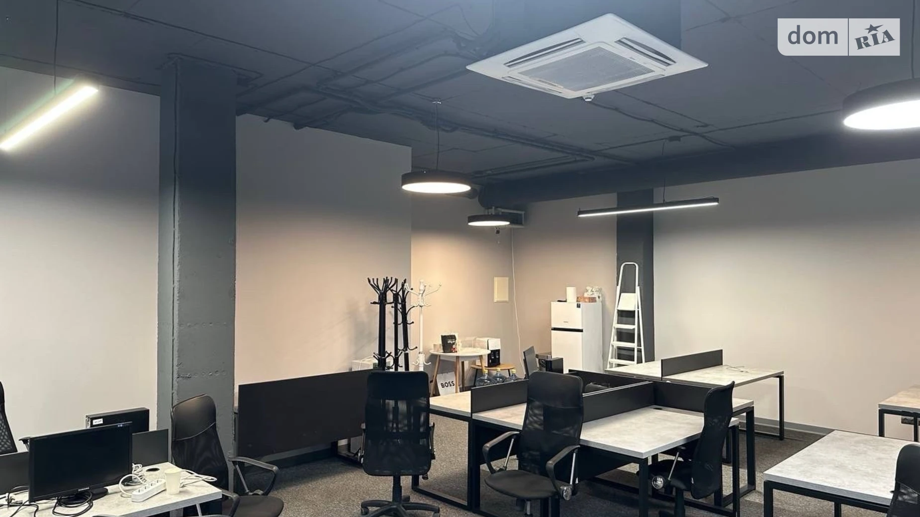 Сдается в аренду офис 63.1 кв. м в бизнес-центре, цена: 1704 $ - фото 3