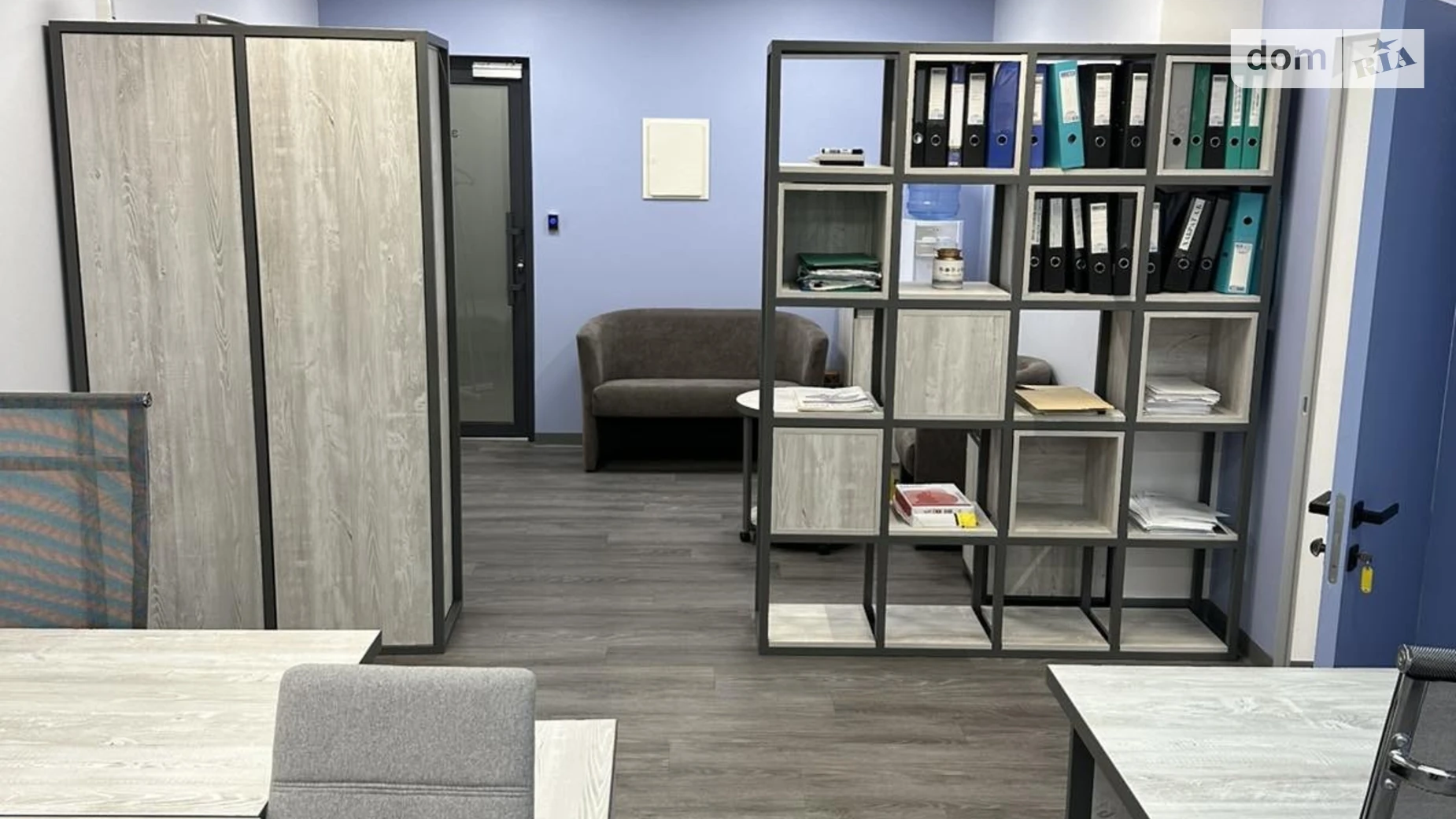 Сдается в аренду офис 47.8 кв. м в бизнес-центре, цена: 1291 $ - фото 5