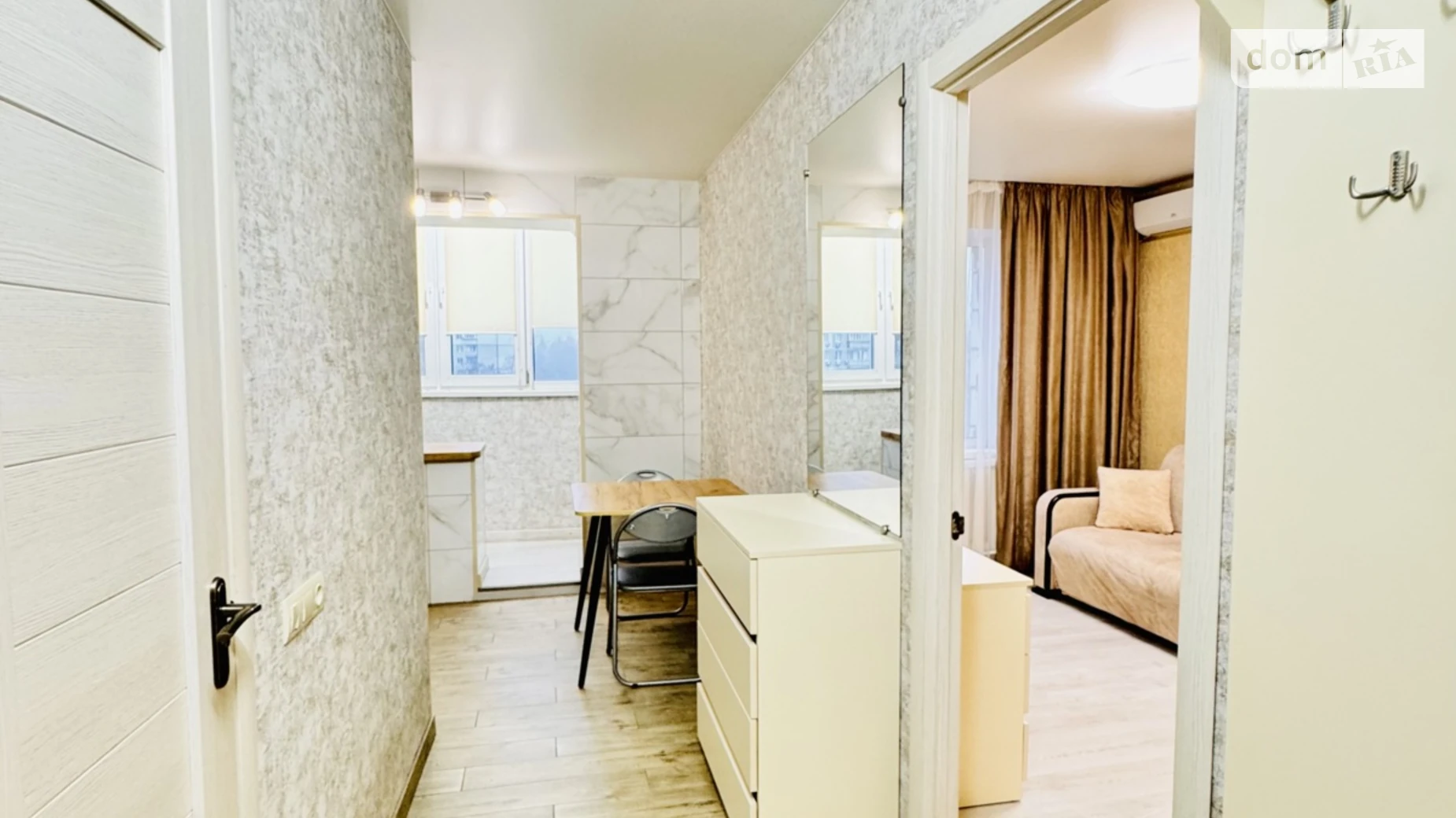 Продается 1-комнатная квартира 30 кв. м в Киеве, ул. Демеевская, 39 - фото 3