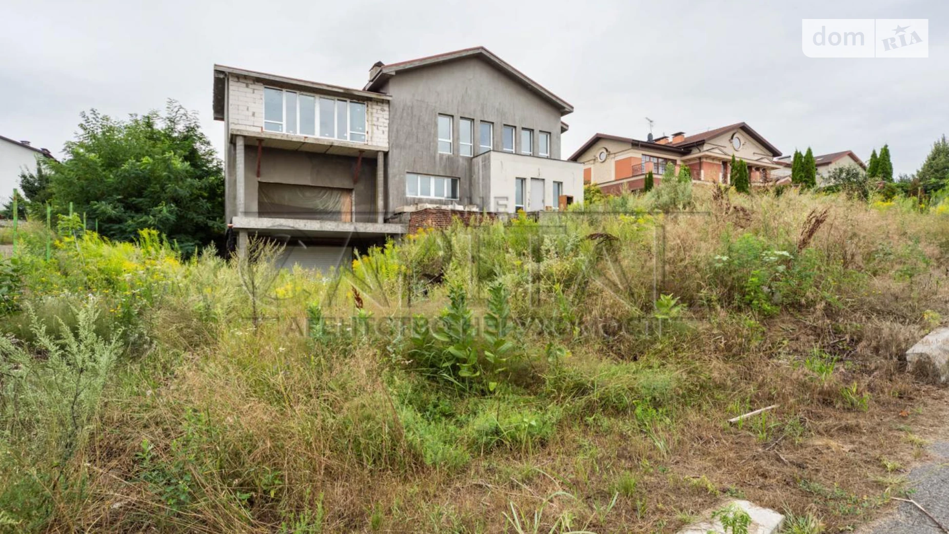 Продается дом на 2 этажа 363.3 кв. м с подвалом, цена: 190000 $ - фото 3