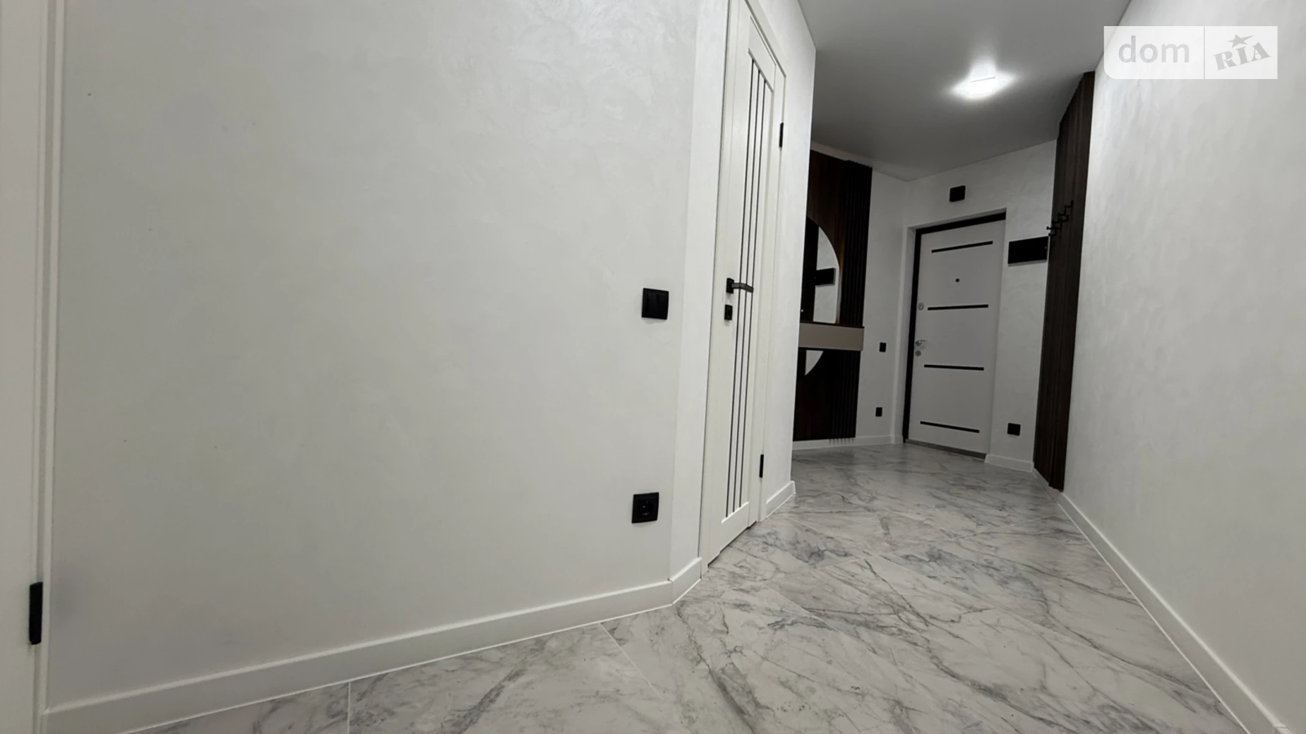 1-комнатная квартира 41 кв. м в Тернополе, ул. Смакулы, 7А - фото 3