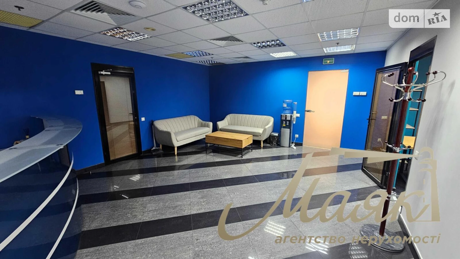 Сдается в аренду офис 200 кв. м в бизнес-центре, цена: 8000 $ - фото 4