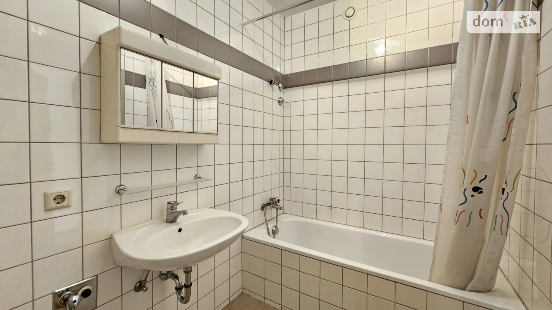 Сдается в аренду офис 119 кв. м в бизнес-центре, цена: 1190 $ - фото 3