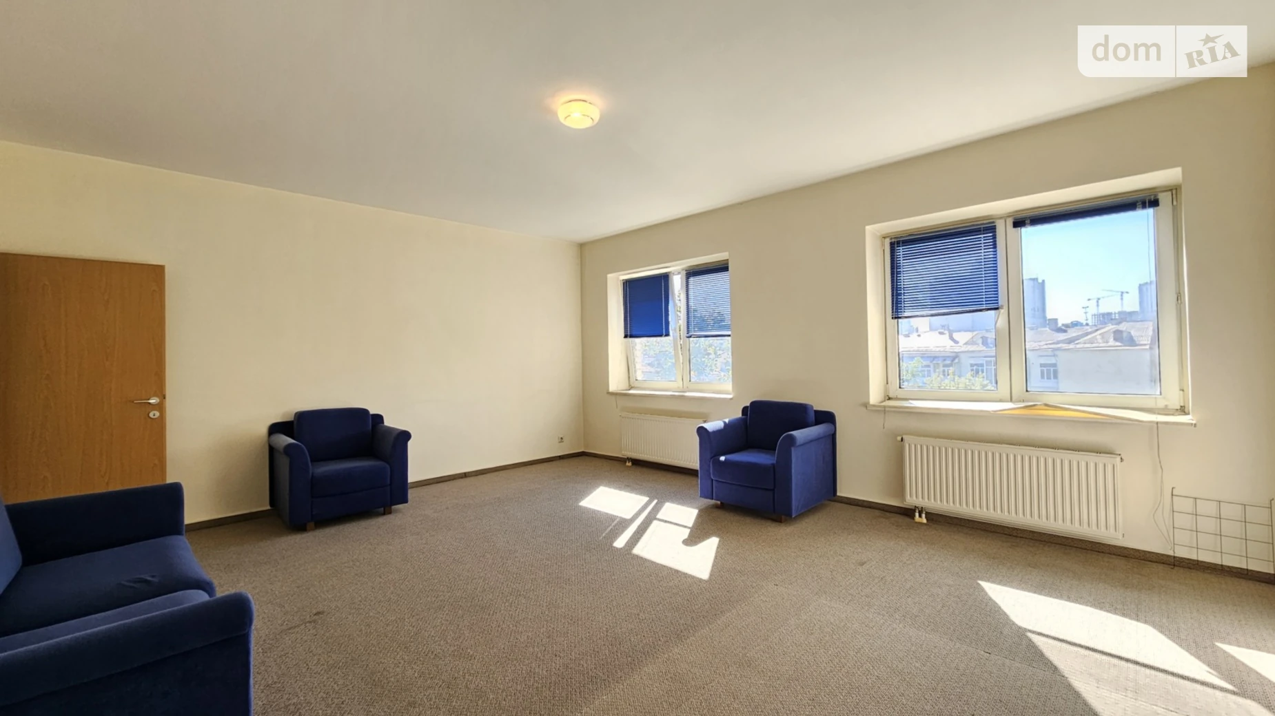 Сдается в аренду офис 119 кв. м в бизнес-центре, цена: 1190 $ - фото 4