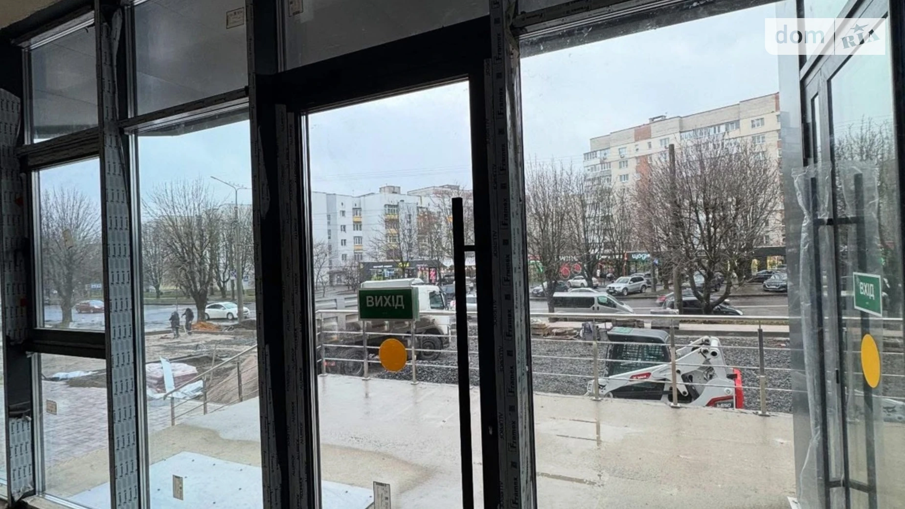 Продается помещения свободного назначения 61 кв. м в 10-этажном здании, цена: 213500 $ - фото 2