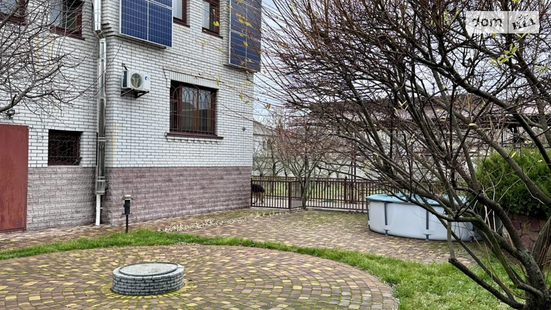 Продается дом на 3 этажа 300 кв. м с камином, цена: 320000 $ - фото 2