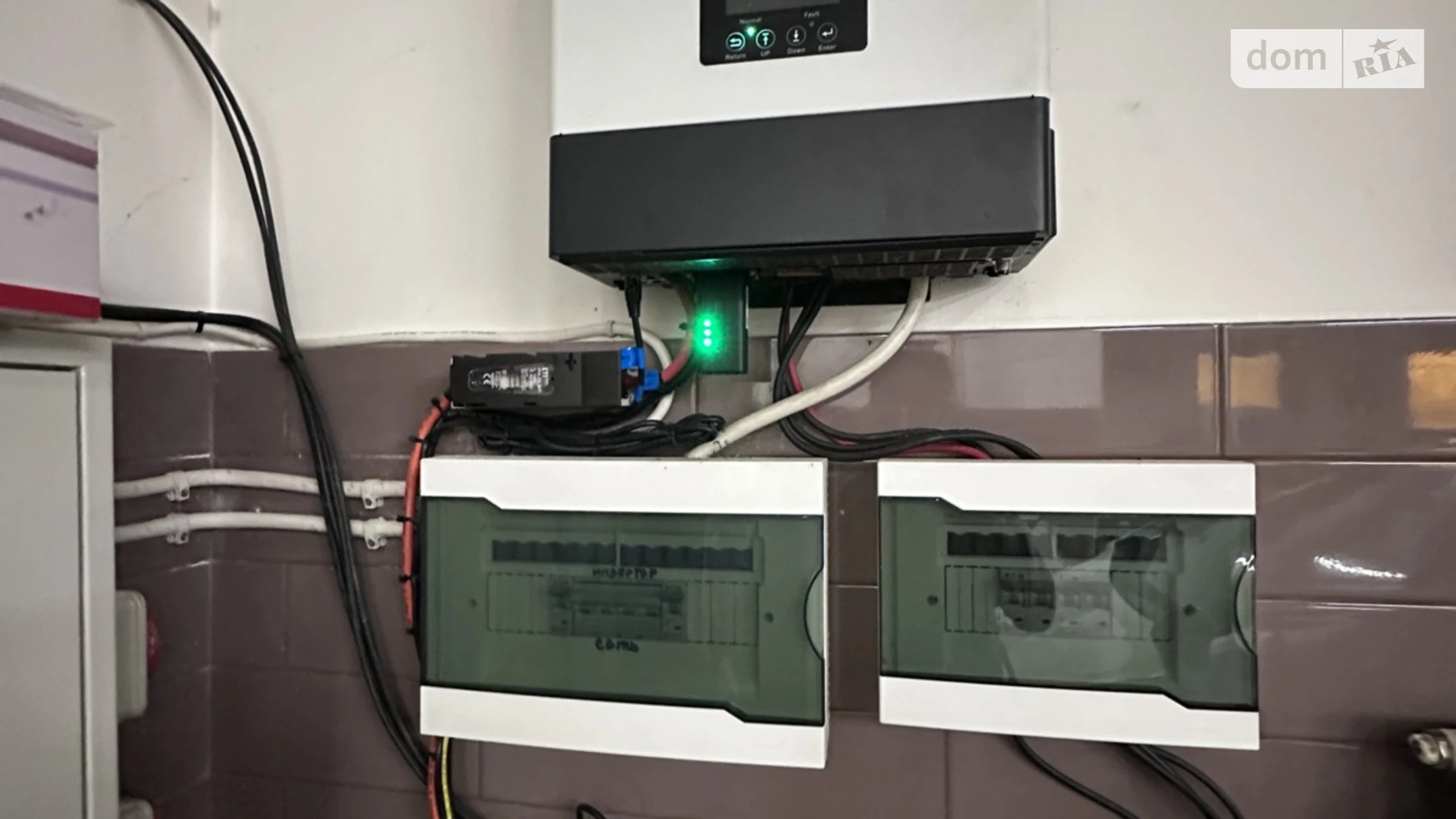 Продается дом на 3 этажа 300 кв. м с камином, цена: 320000 $ - фото 5