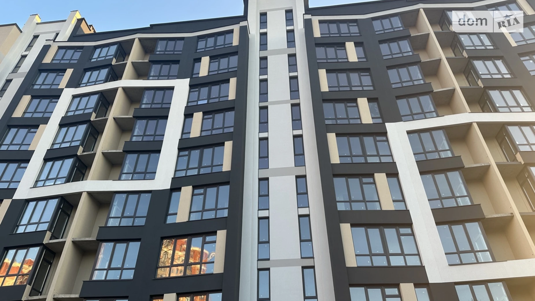 Продается 2-комнатная квартира 66 кв. м в Хмельницком, ул. Заречанская, 3/3В - фото 2