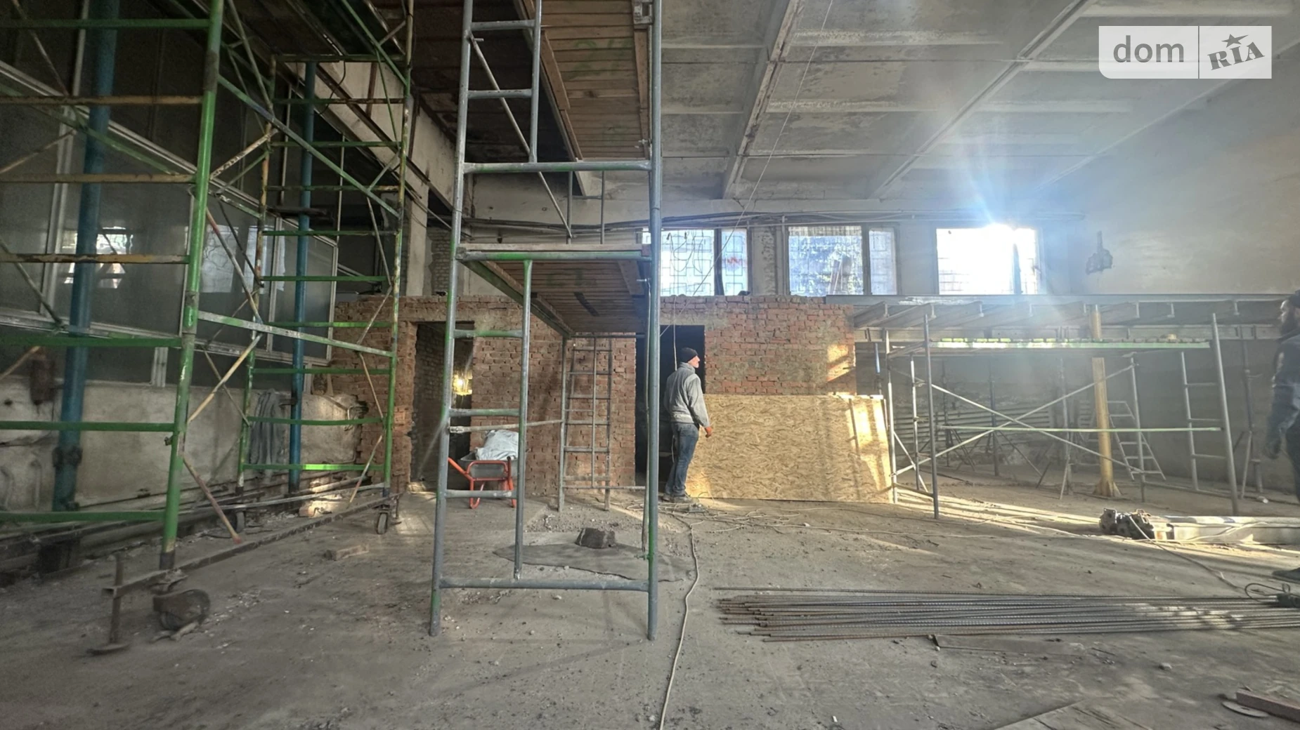 Сдается в аренду помещения свободного назначения 200 кв. м в 2-этажном здании, цена: 65000 грн - фото 4