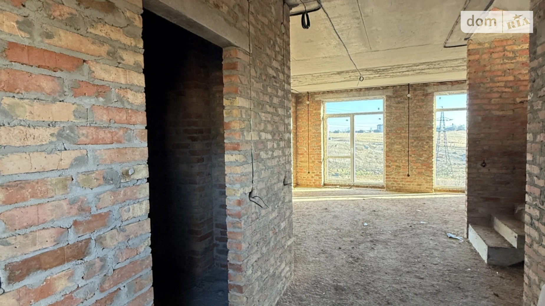 Продается дом на 2 этажа 125 кв. м с садом, цена: 94000 $ - фото 3