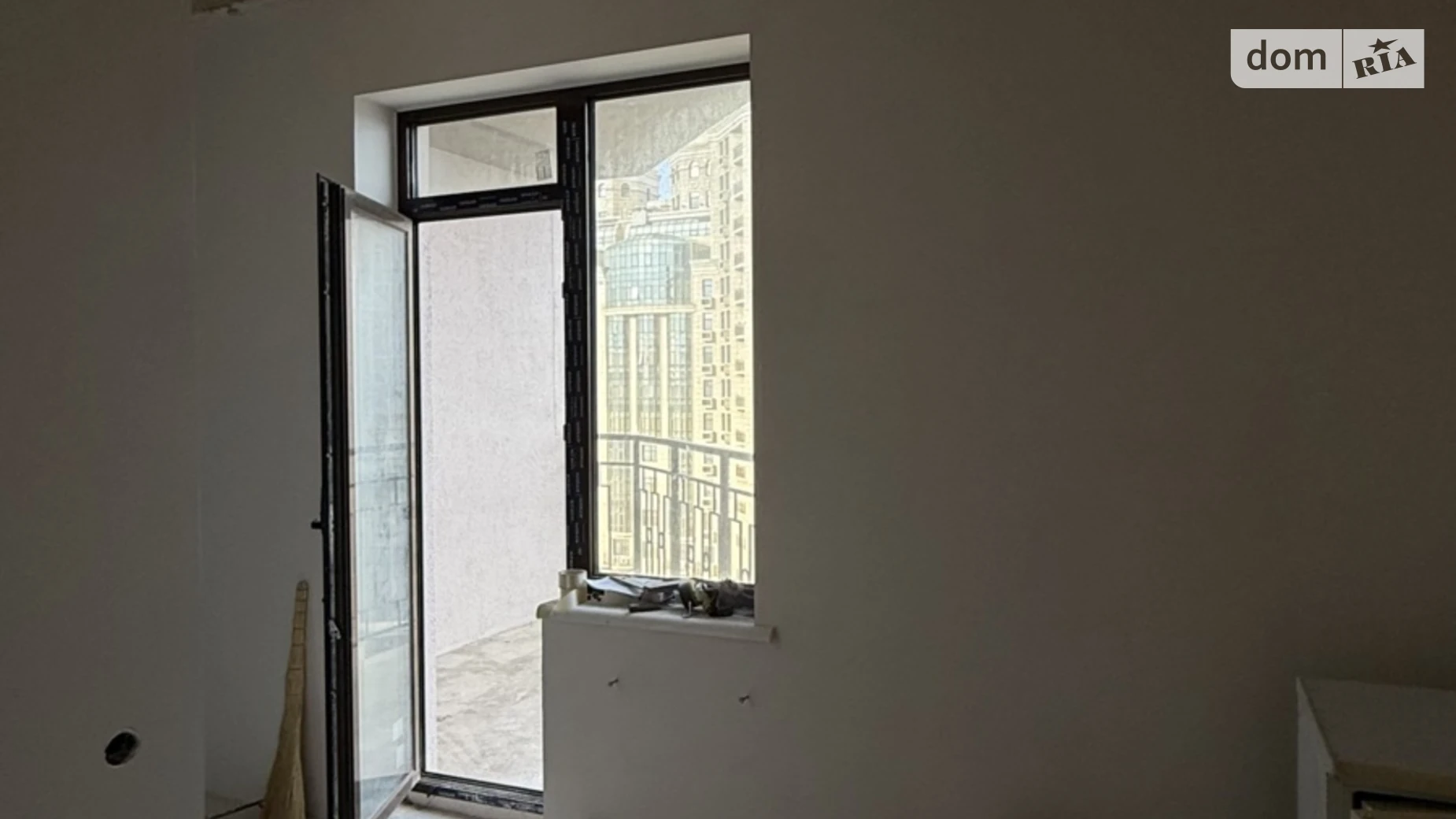 Продается 1-комнатная квартира 55 кв. м в Одессе, ул. Генуэзская, 1Е - фото 4