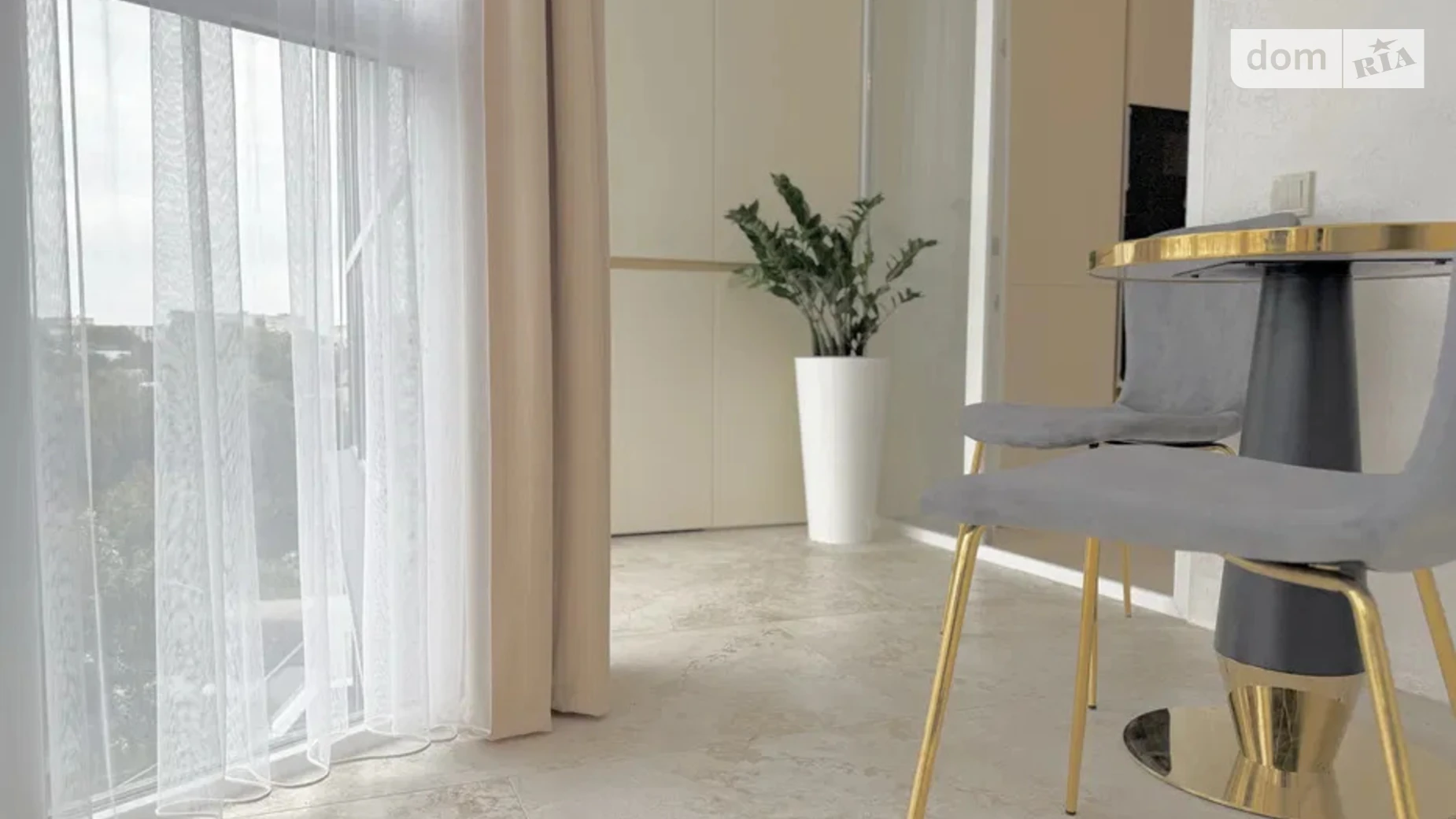 4-комнатная квартира 105 кв. м в Луцке, ул. Черновола Вячеслава - фото 5