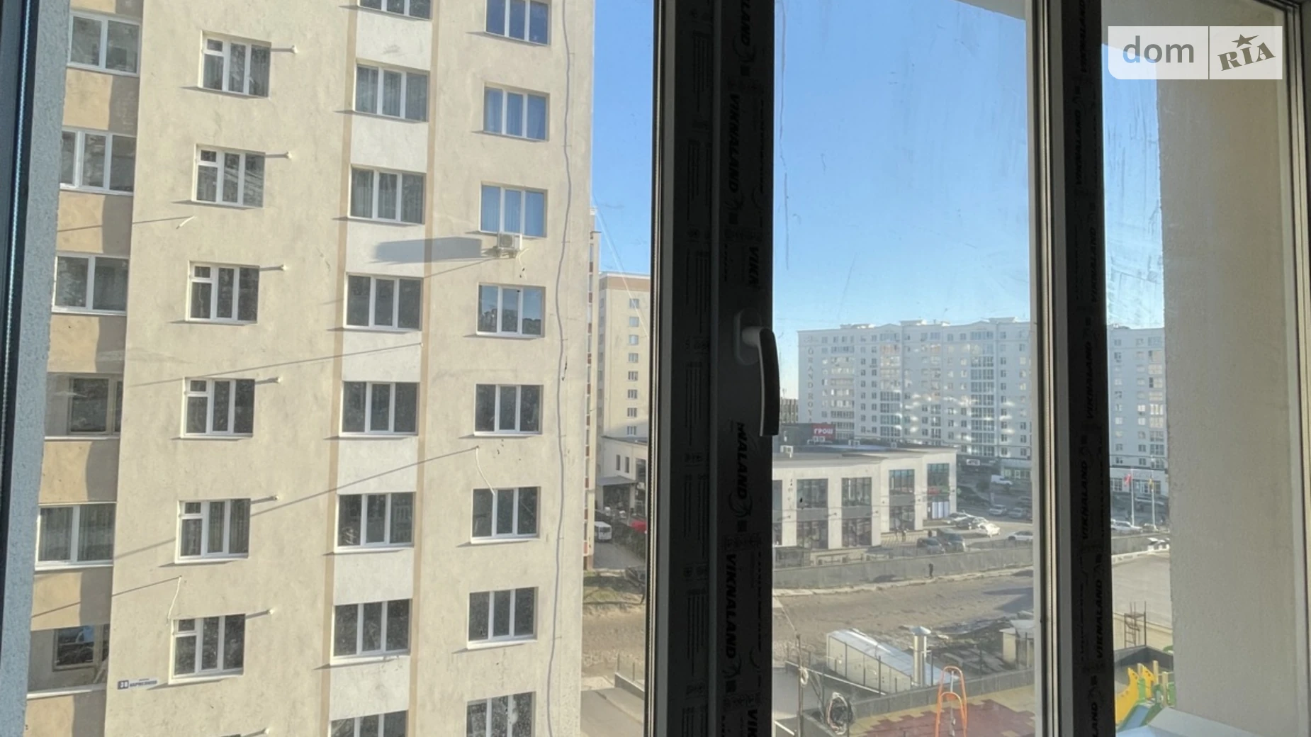 Продается 2-комнатная квартира 68 кв. м в Хмельницком, ул. Кармелюка, 3В - фото 2