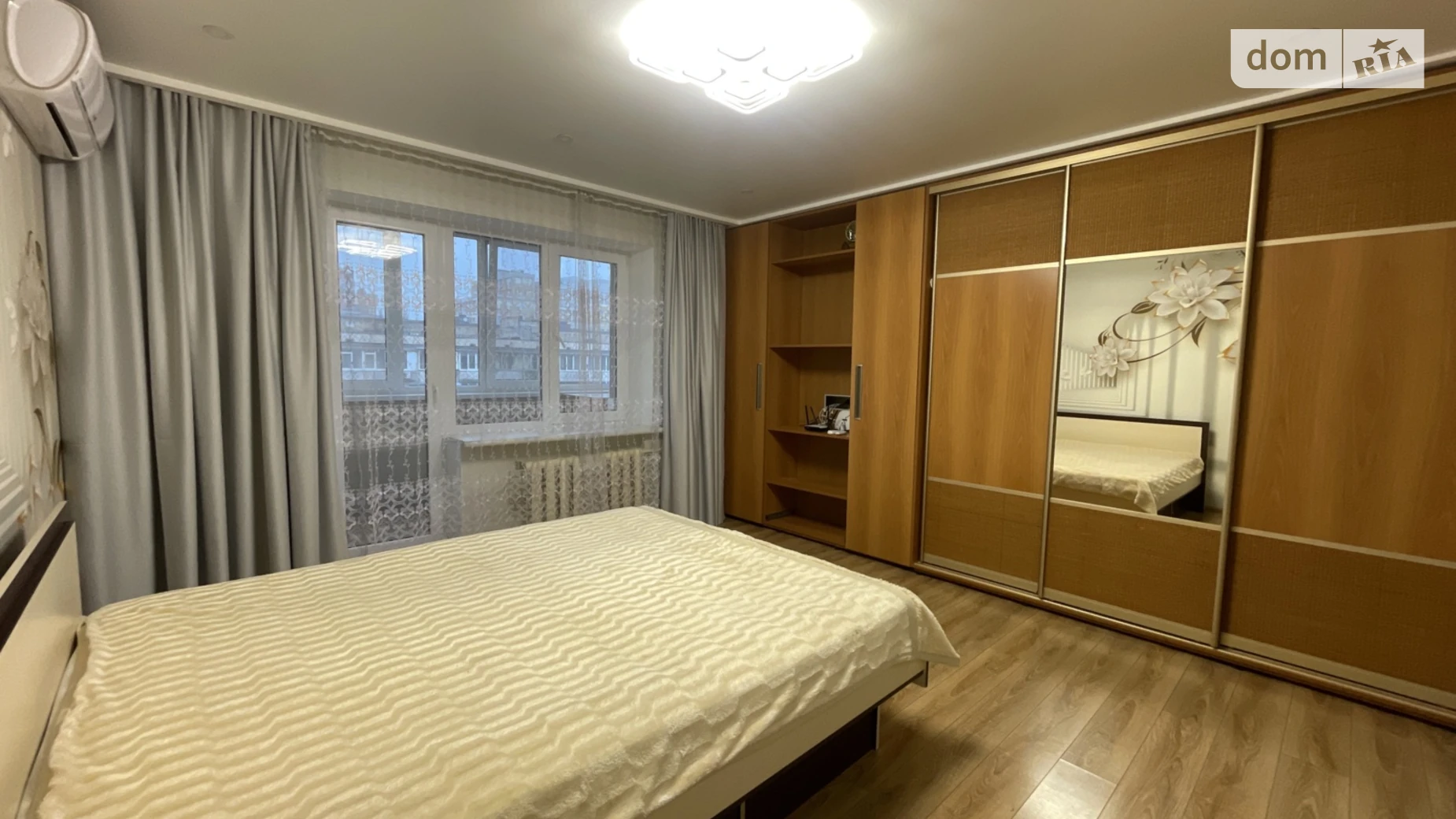 Продается 4-комнатная квартира 80 кв. м в Киеве, ул. Верховинная, 87 - фото 3