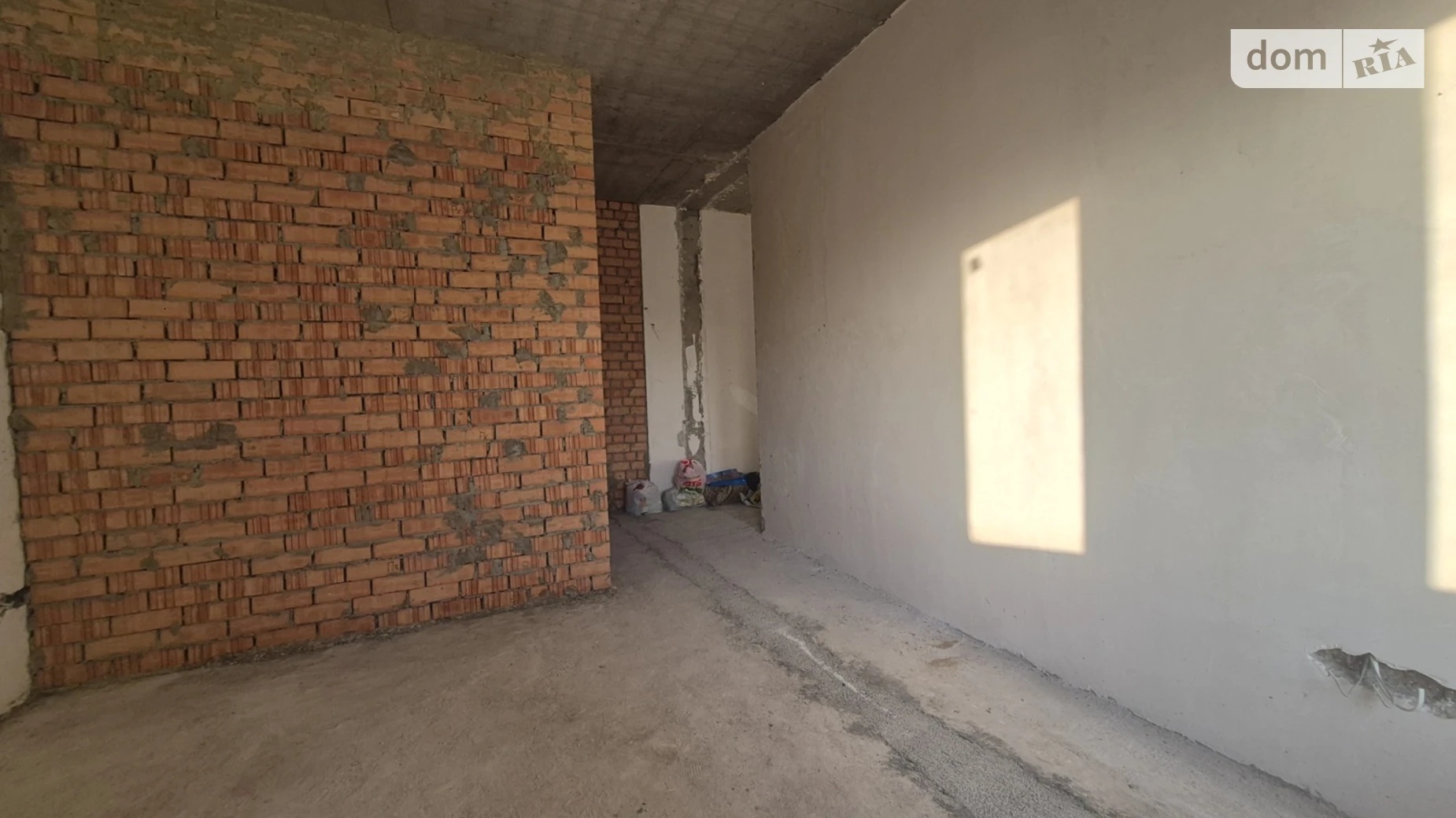 Продается 1-комнатная квартира 57 кв. м в Черноморске, ул. Парусная - фото 4