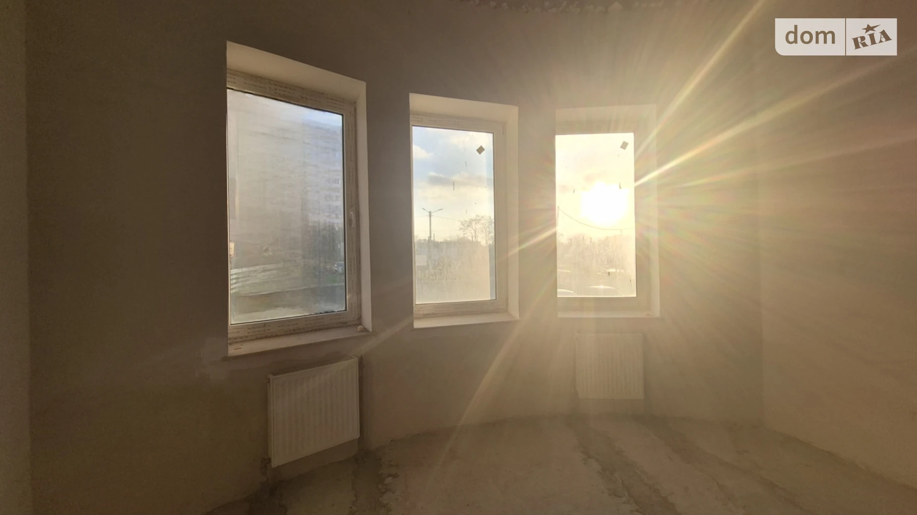 Продается 1-комнатная квартира 57 кв. м в Черноморске, ул. Парусная - фото 3