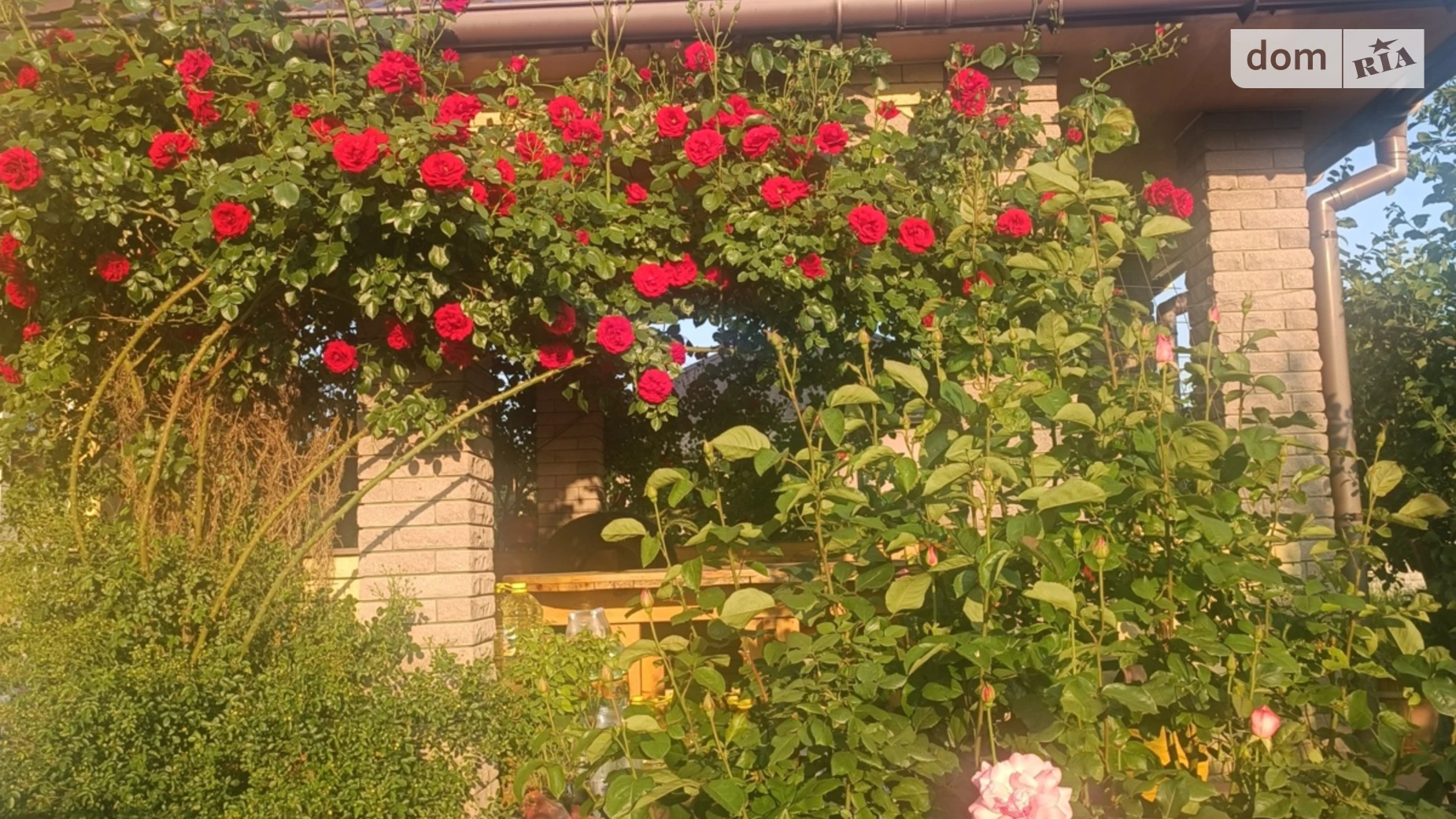 Продается дом на 2 этажа 134 кв. м с участком, цена: 145000 $ - фото 2