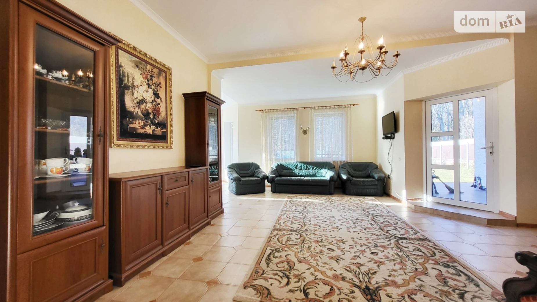 Продается дом на 2 этажа 200 кв. м с верандой, цена: 350000 $ - фото 2