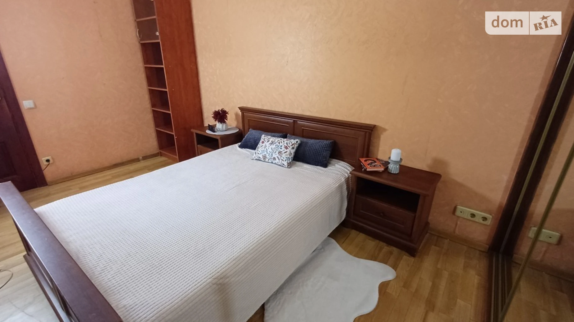 Продается 3-комнатная квартира 90.8 кв. м в Киеве, ул. Братства тарасовцев(Декабристов), 12/37 - фото 2